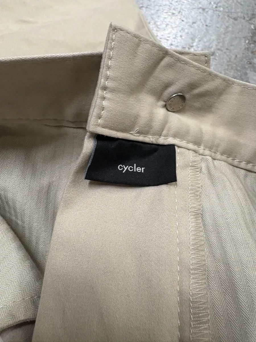 Gucci 2000s Gucci Beige Pure Regular Chino Pants Size US 33 - 8 Thumbnail