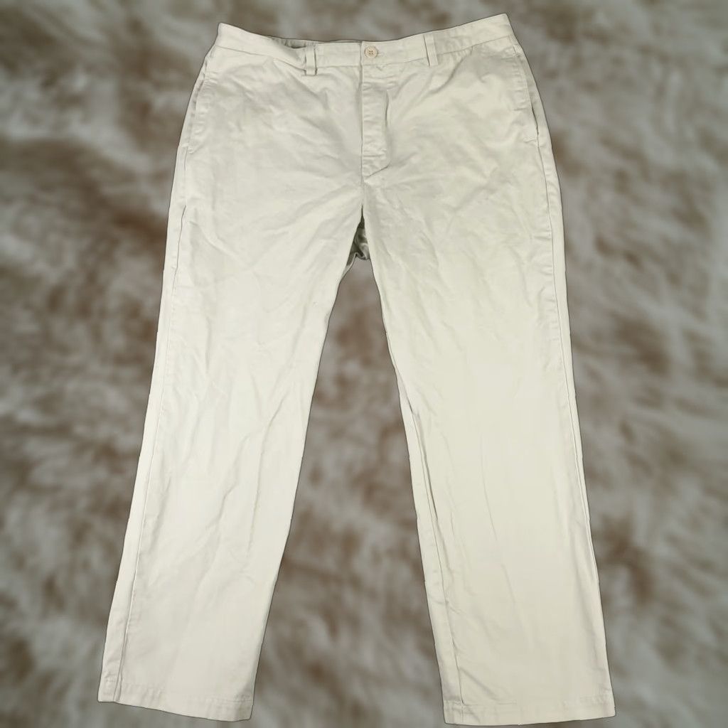 Vineyard Vines Vineyard Vines Pants Men 38x30 Beige Chino Flat Front Regular Fit Pockets Mens Size US 38 / EU 54 - 1 Thumbnail