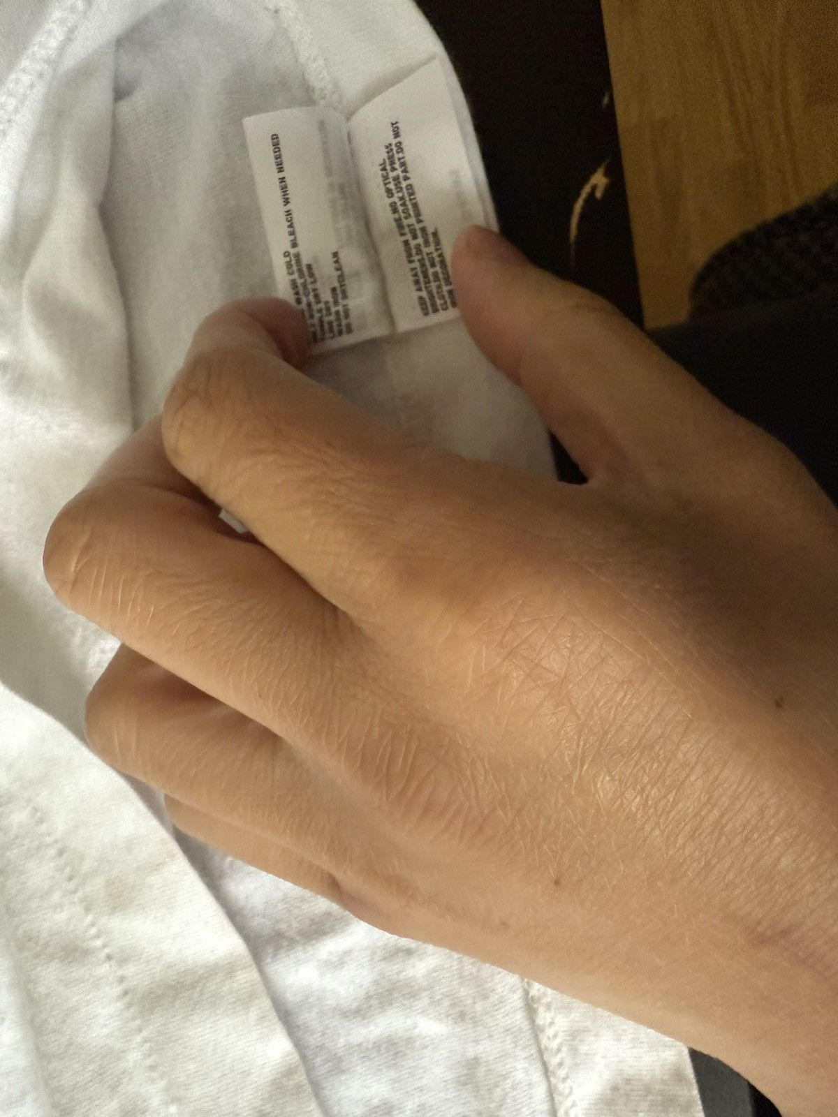 Kaws × Uniqlo Kaws uniqlo Size US M / EU 48-50 / 2 - 5 Thumbnail