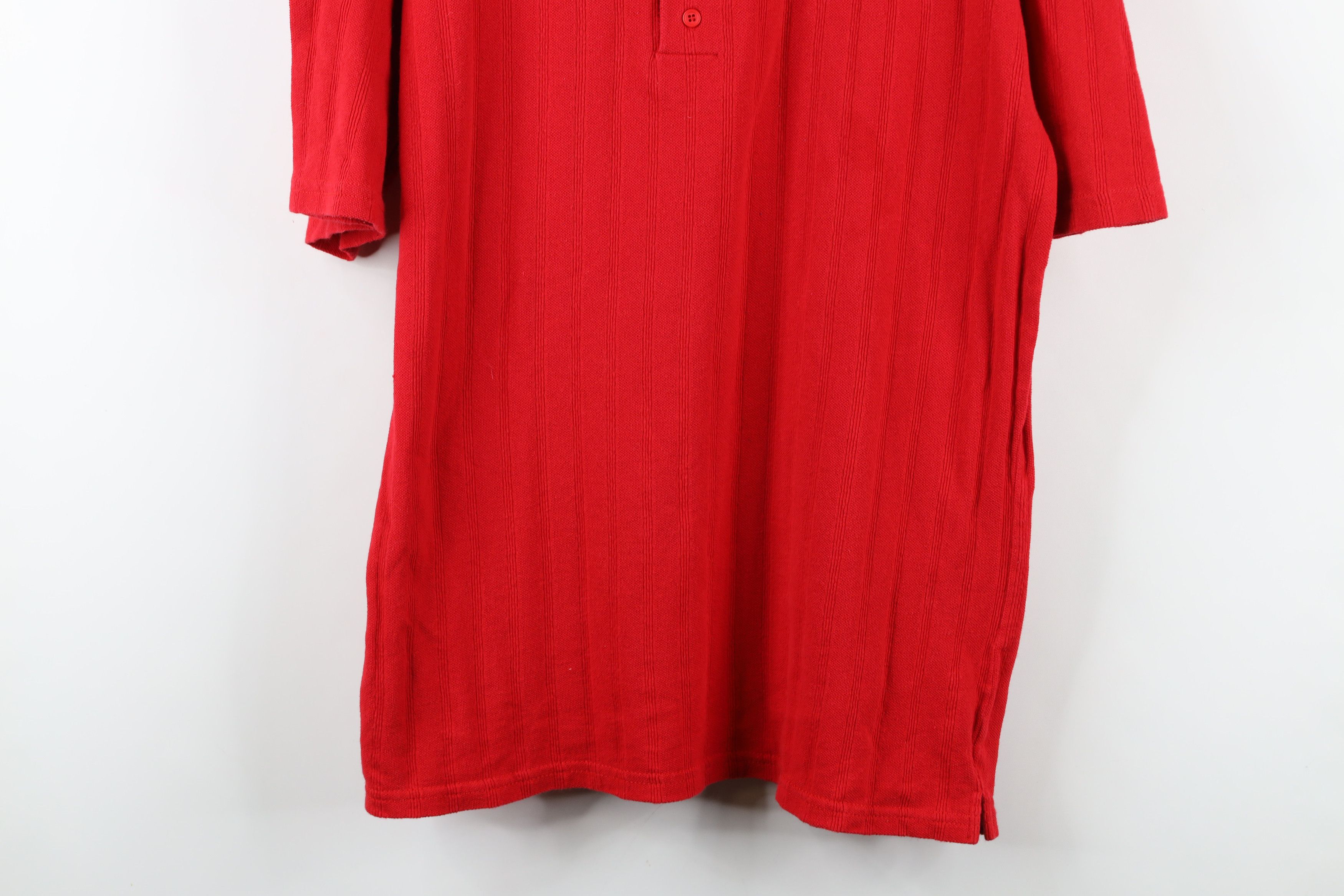 Vintage Vintage 90s Red Wings Hockey Ribbed Knit Henley T-Shirt Red Size US M / EU 48-50 / 2 - 3 Thumbnail