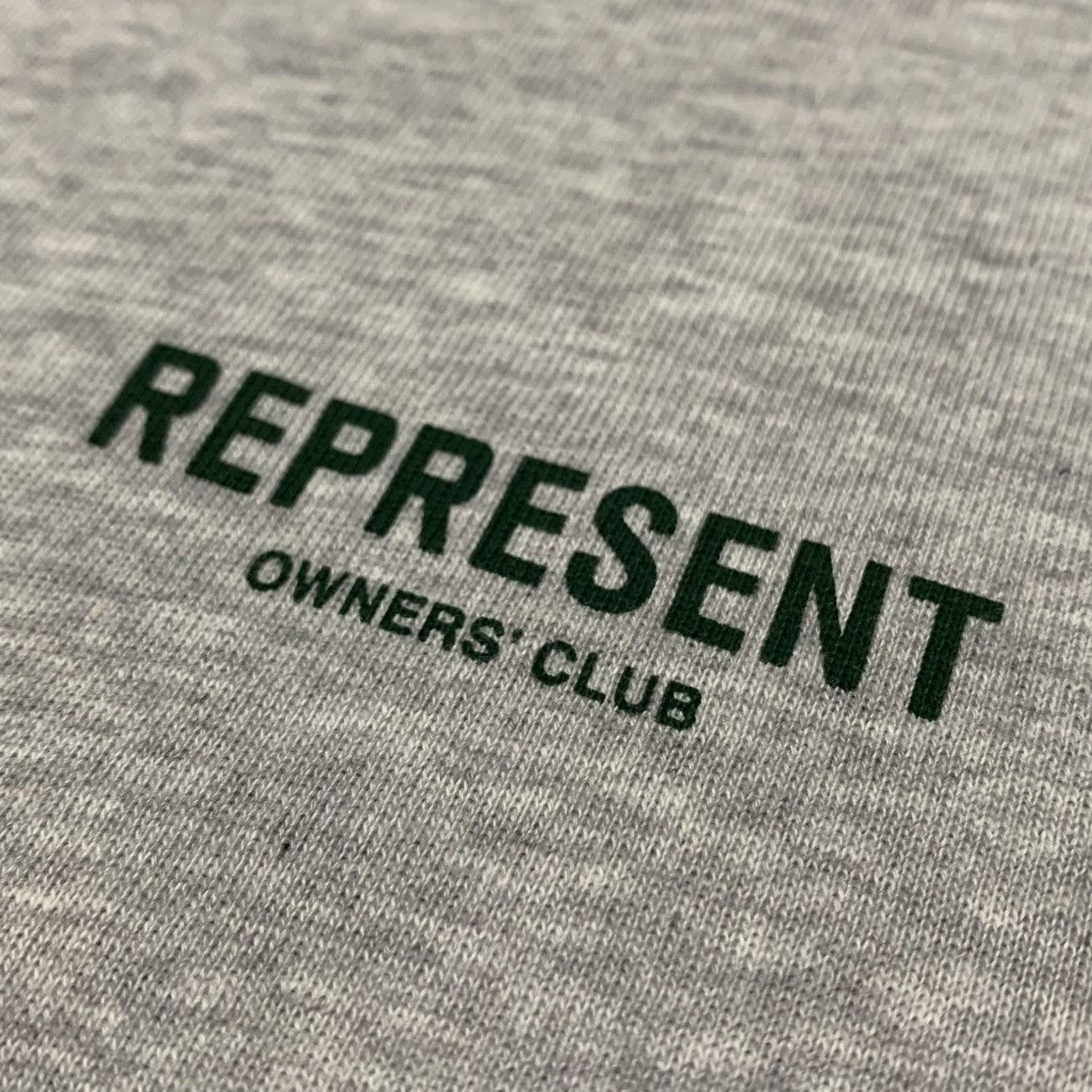 Represent Clo. Represent XS Owners Club Grey Tee Green Graphic Size US XS / EU 42 / 0 - 7 Thumbnail