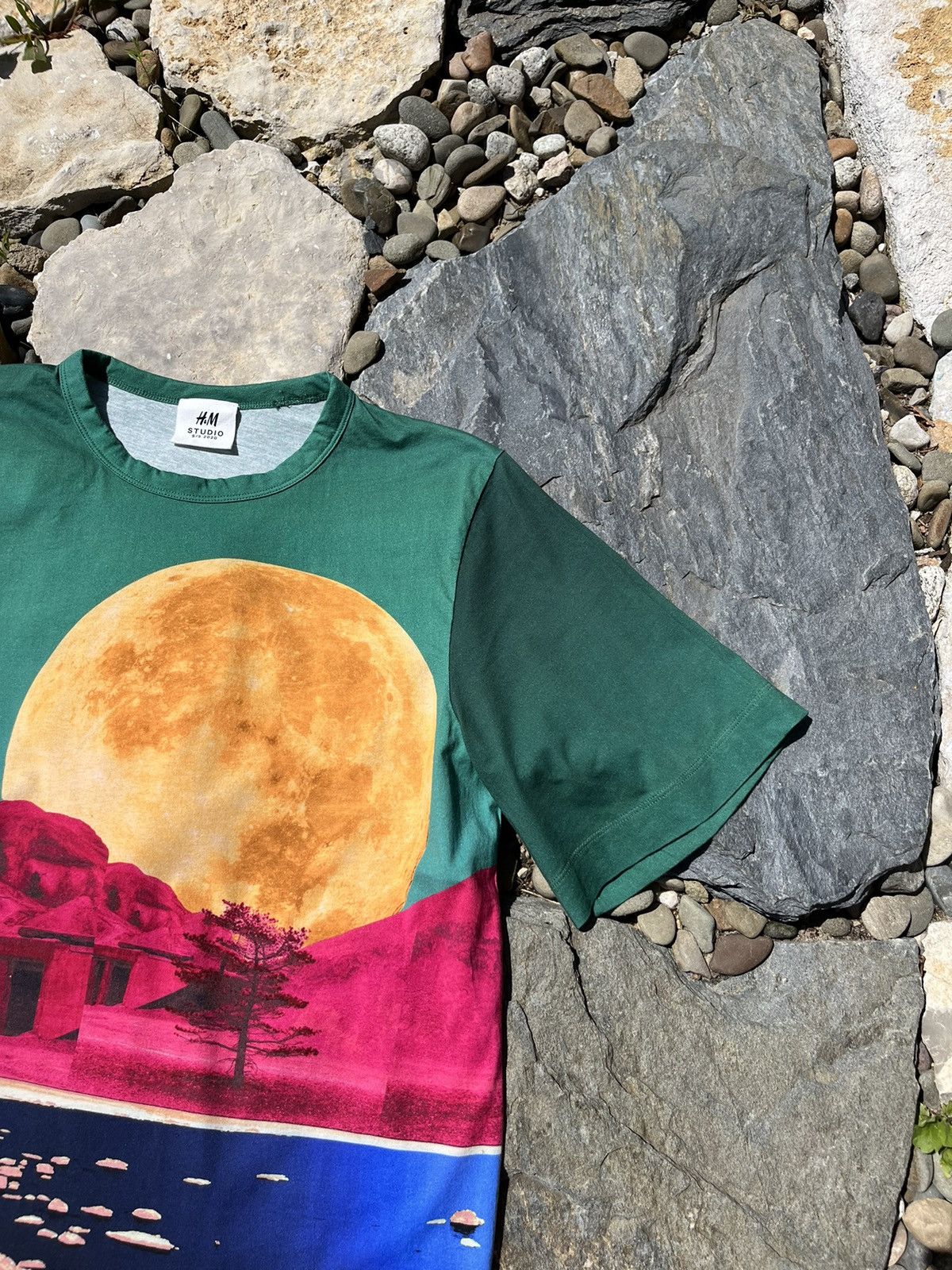 H&M H&M Studio S/S 2020 abstract colorful moon lake rock tee y2k Size US S / EU 44-46 / 1 - 2 Thumbnail