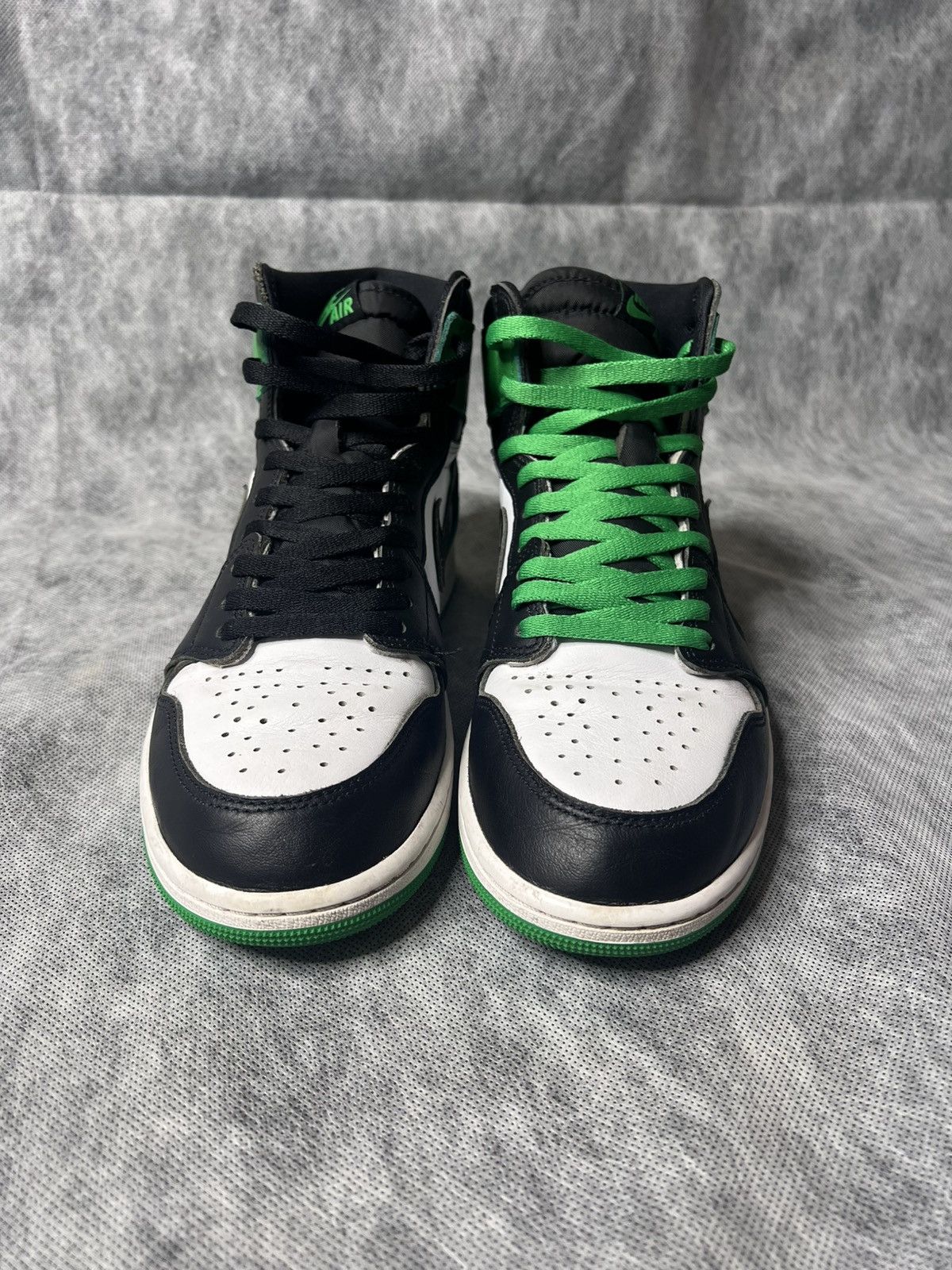 Nike Nike Air Jordan 1 High Lucky Green Size 10 Size US 10 / EU 43 - 4 Thumbnail