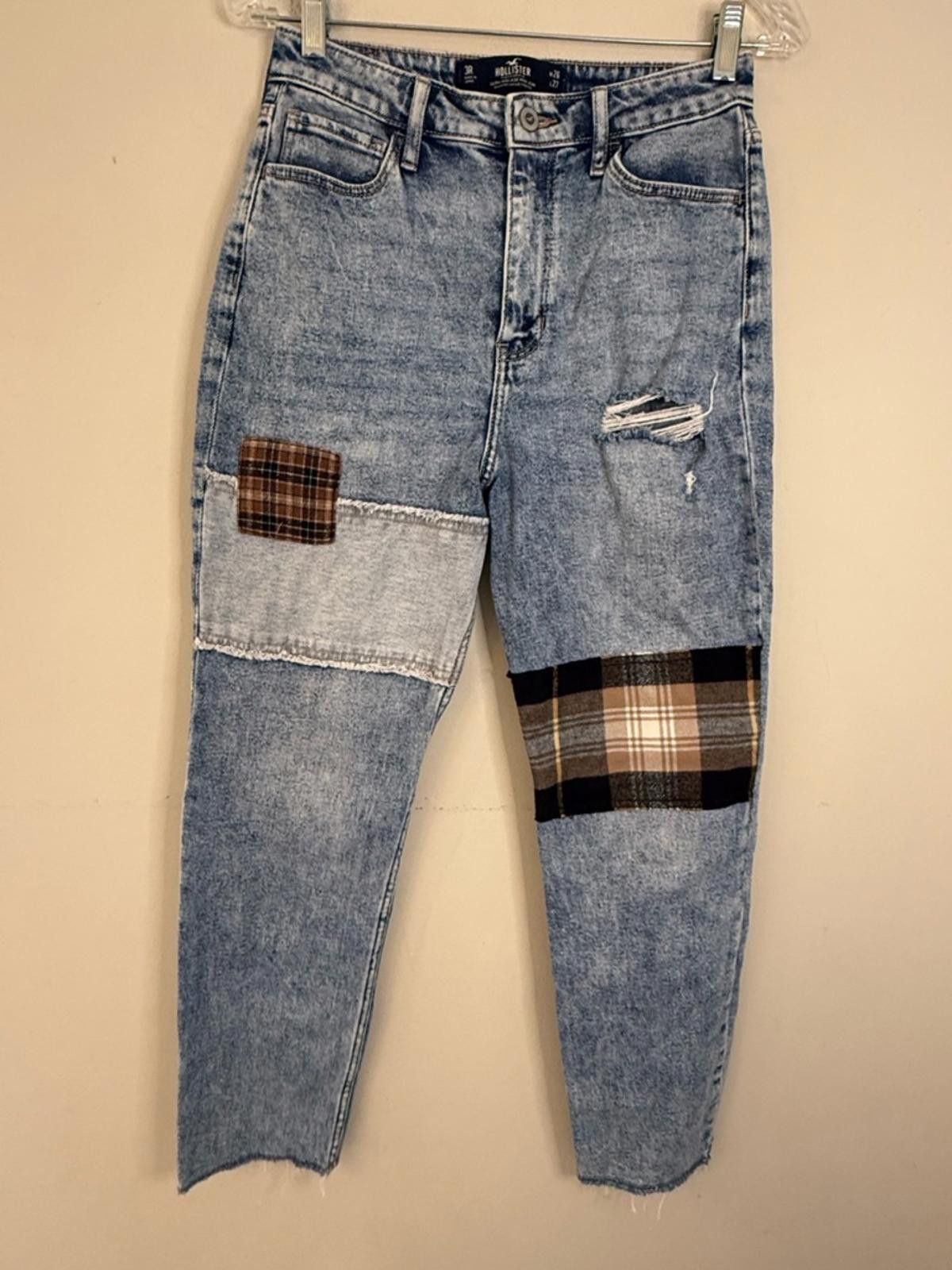 Other Hollister Ultralight High-Rise Mom Jean plaid patchwork 26”W Size 26" / US 2 / IT 38 - 1 Thumbnail