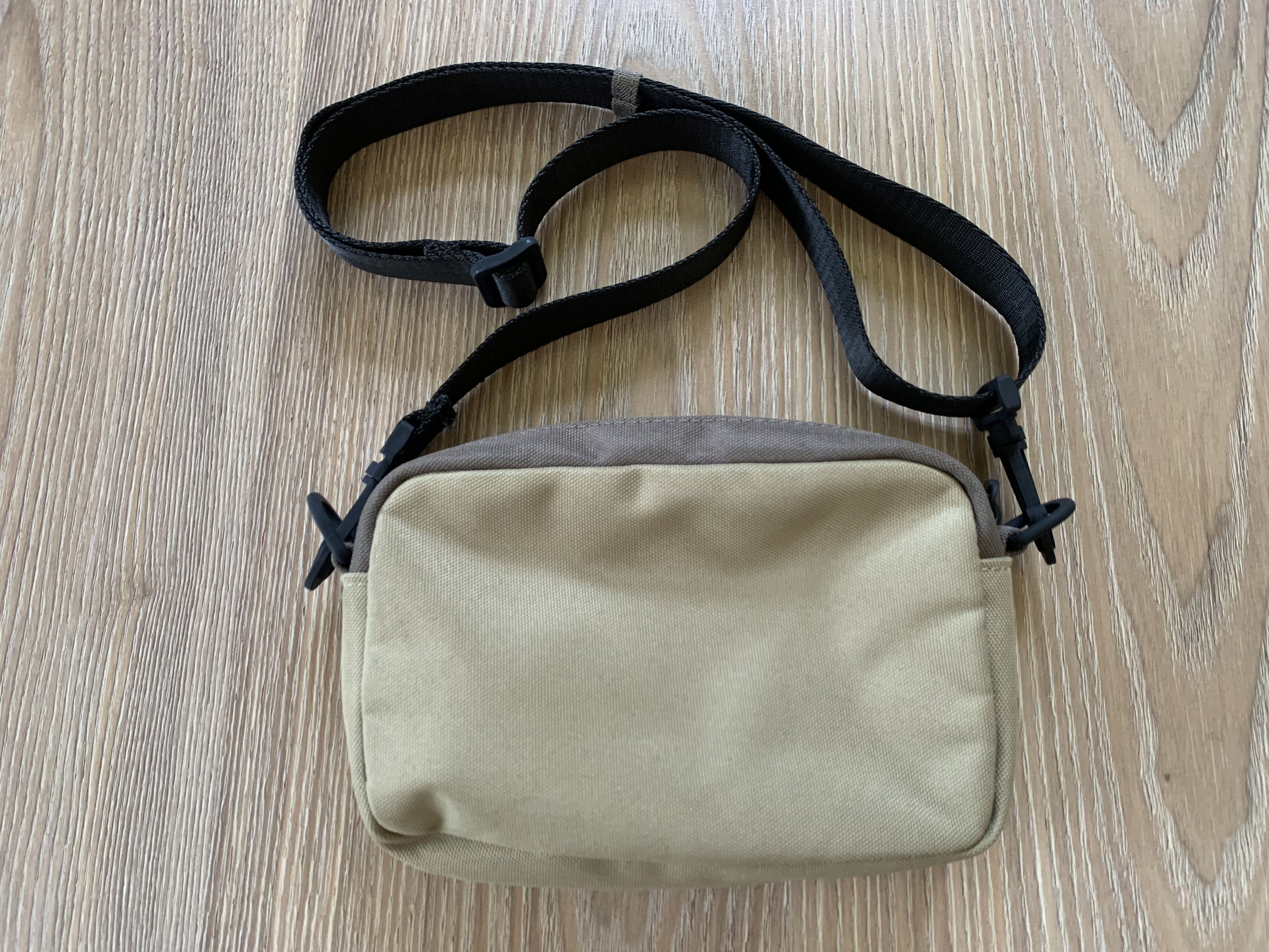 Pull & Bear Pull&Bear Men's Nylon Mini Crossbody Bag Size ONE SIZE - 3 Thumbnail