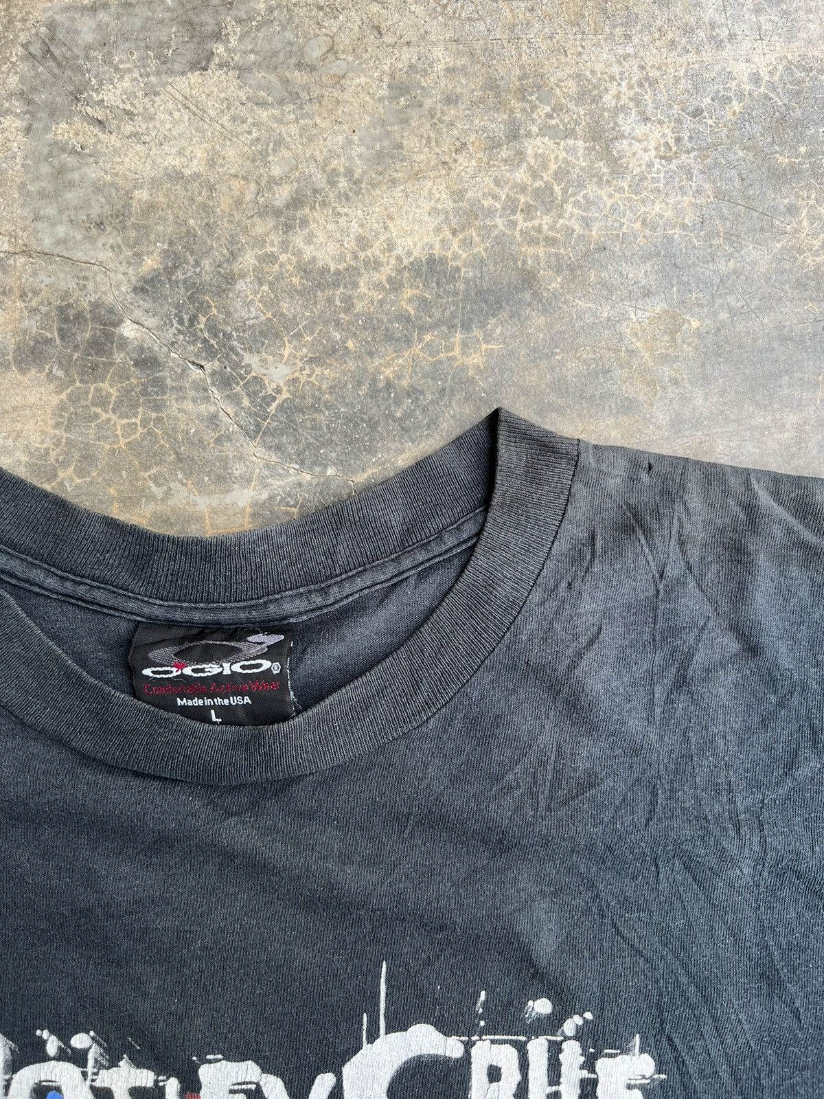 Band Tees (L) Vintage 1997 Motley Crue Generation Swine Pig Band Tees Size US L / EU 52-54 / 3 - 7 Thumbnail