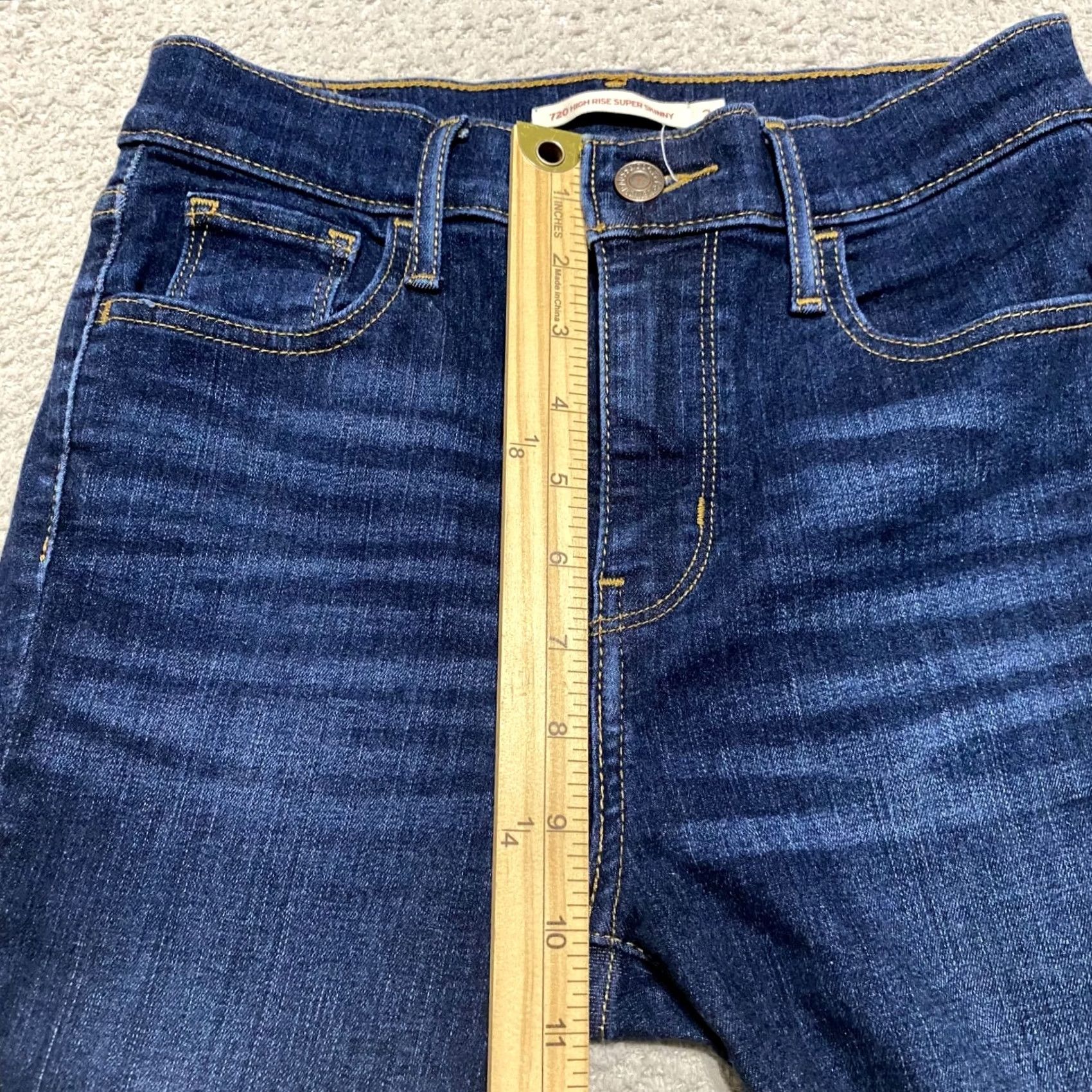 Levi's Levi's 720 Jeans Womens sz 26 Blue Denim Dark Wash High Rise Super Skinny Size 26" / US 2 / IT 38 - 7 Thumbnail