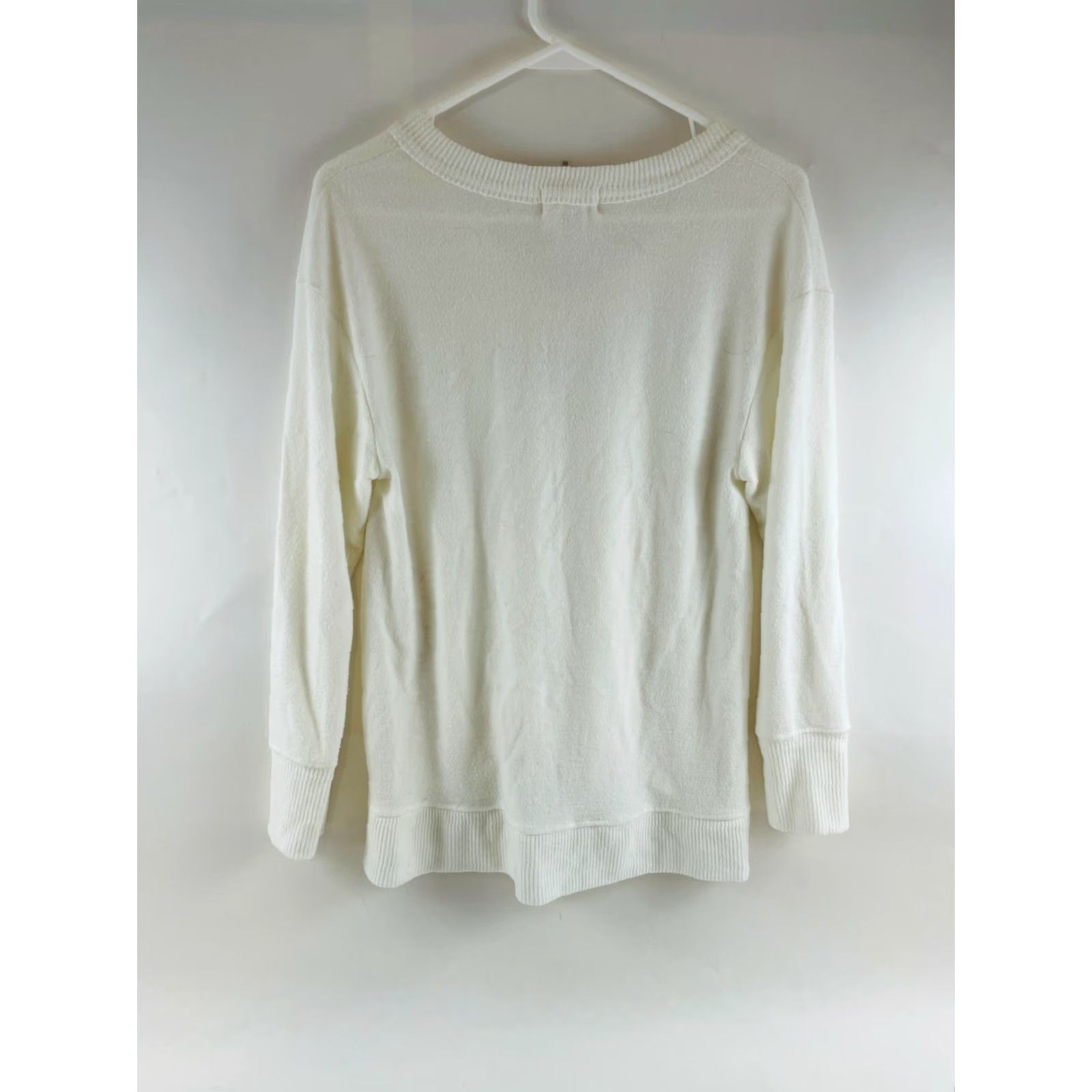 Vintage Everleigh Shirt Women’s Medium White Fleece V-Neck Long Sleeve Shirt Size M / US 6-8 / IT 42-44 - 2 Thumbnail