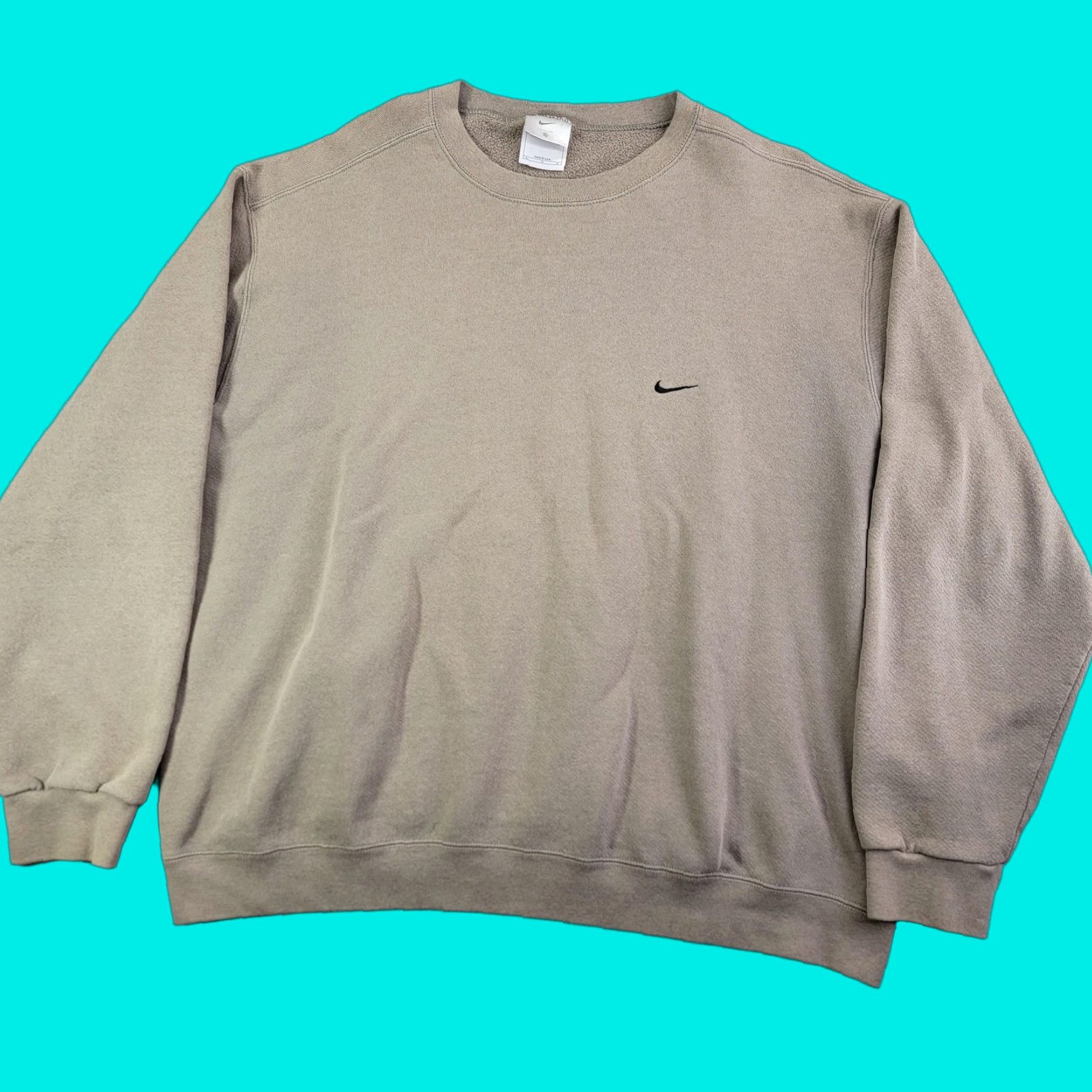 Nike VINTAGE Nike Sweatshirt Mens XL Beige Crewneck Pullover Fleece Swoosh Logo USA Size US XL / EU 56 / 4 - 1 Thumbnail