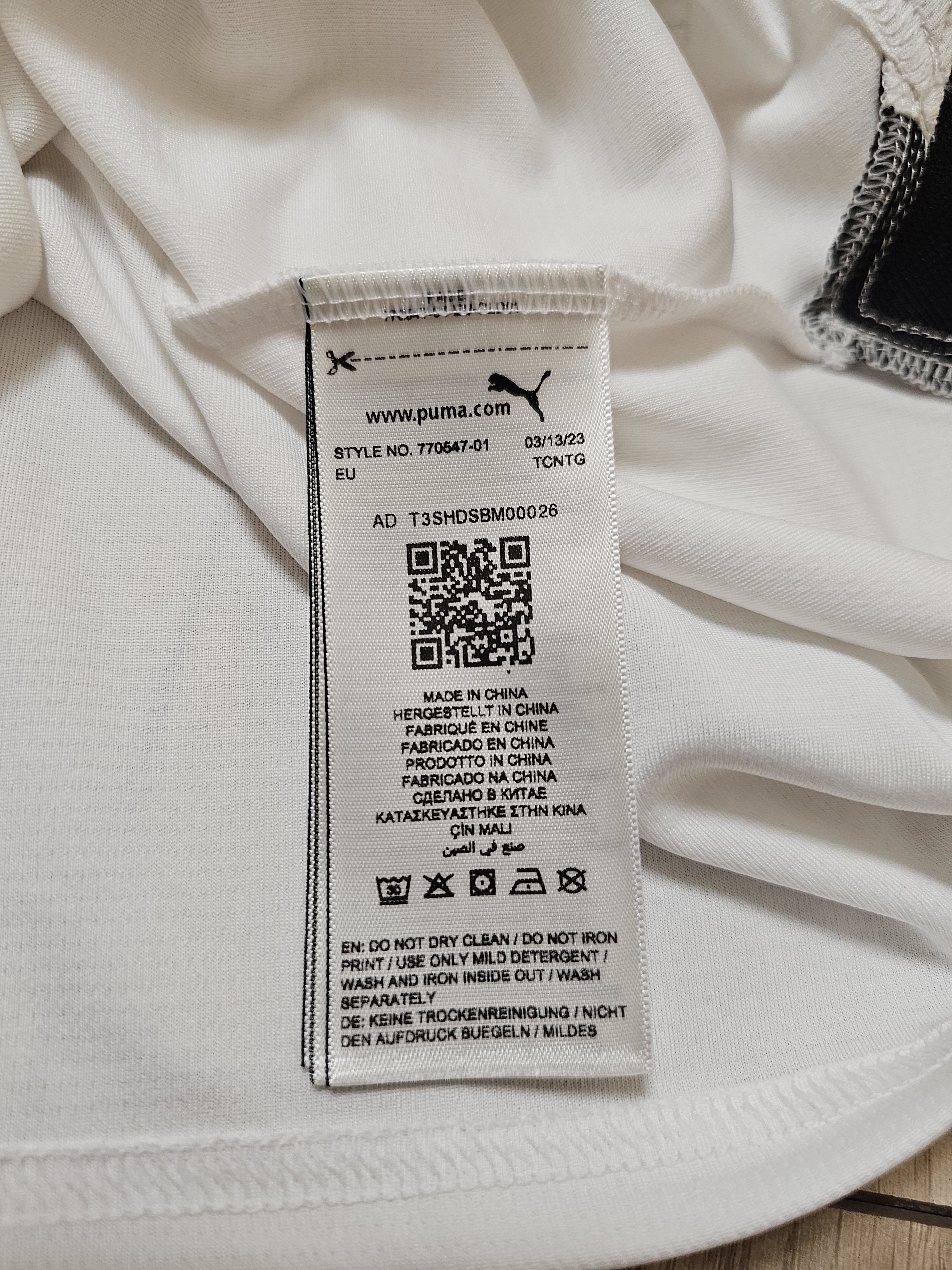 Puma BORUSSIA MONCHENGLADBACH 2024 HERMANN FOOTBALL SHIRT SOCCER Size US L / EU 52-54 / 3 - 10 Thumbnail
