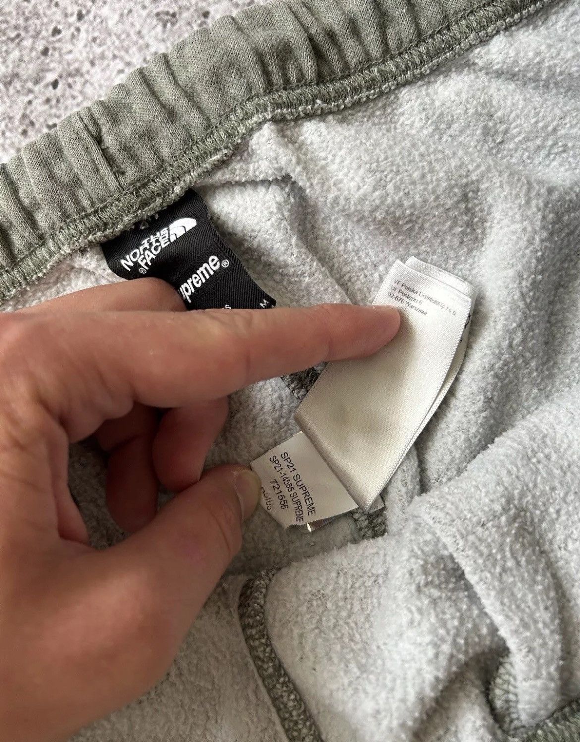 Supreme × The North Face The North Face Supreme Hype Y2K Fashion Sweatpants Size US 30 / EU 46 - 12 Thumbnail