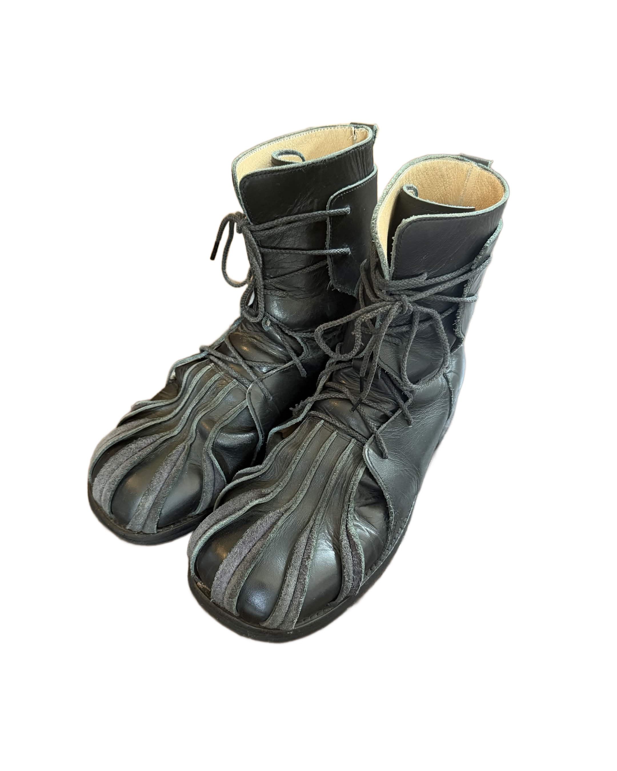 Beauty Beast Beauty:Beast paw boots Size US 10 / EU 43 - 1 Thumbnail