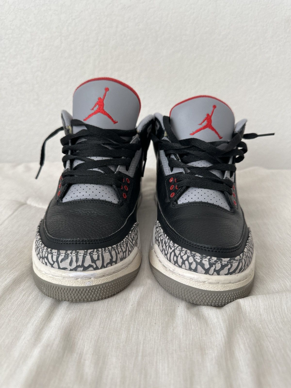 Jordan Brand Air Jordan 3 Black Cement 2018 Size US 10.5 / EU 43-44 - 3 Thumbnail