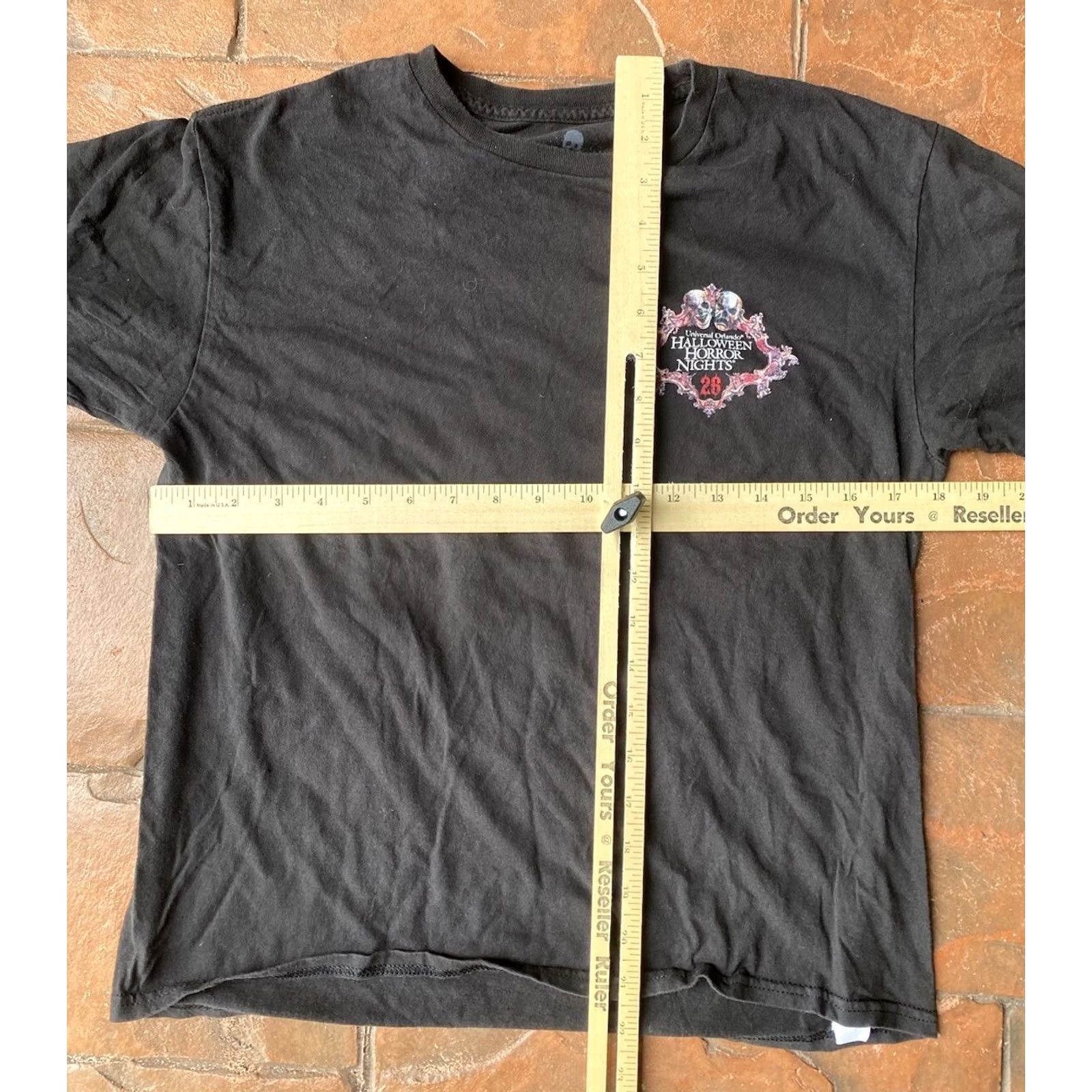 Vintage VINTAGE Universal Studios Halloween Horror Nights 26 T-Shirt XS Black Cotton Logo Graphic Print Crew Neck Short Sleeve Men Size US XS / EU 42 / 0 - 4 Thumbnail