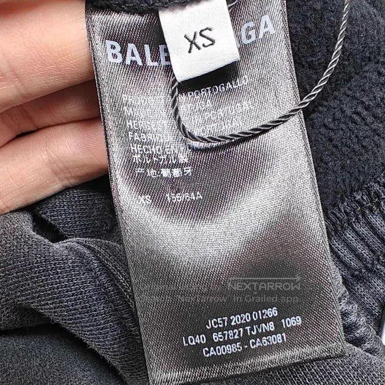 Balenciaga Balenciaga size XS Mock Two-Piece Sweater Casual Washed Sw Size US 27 - 6 Thumbnail