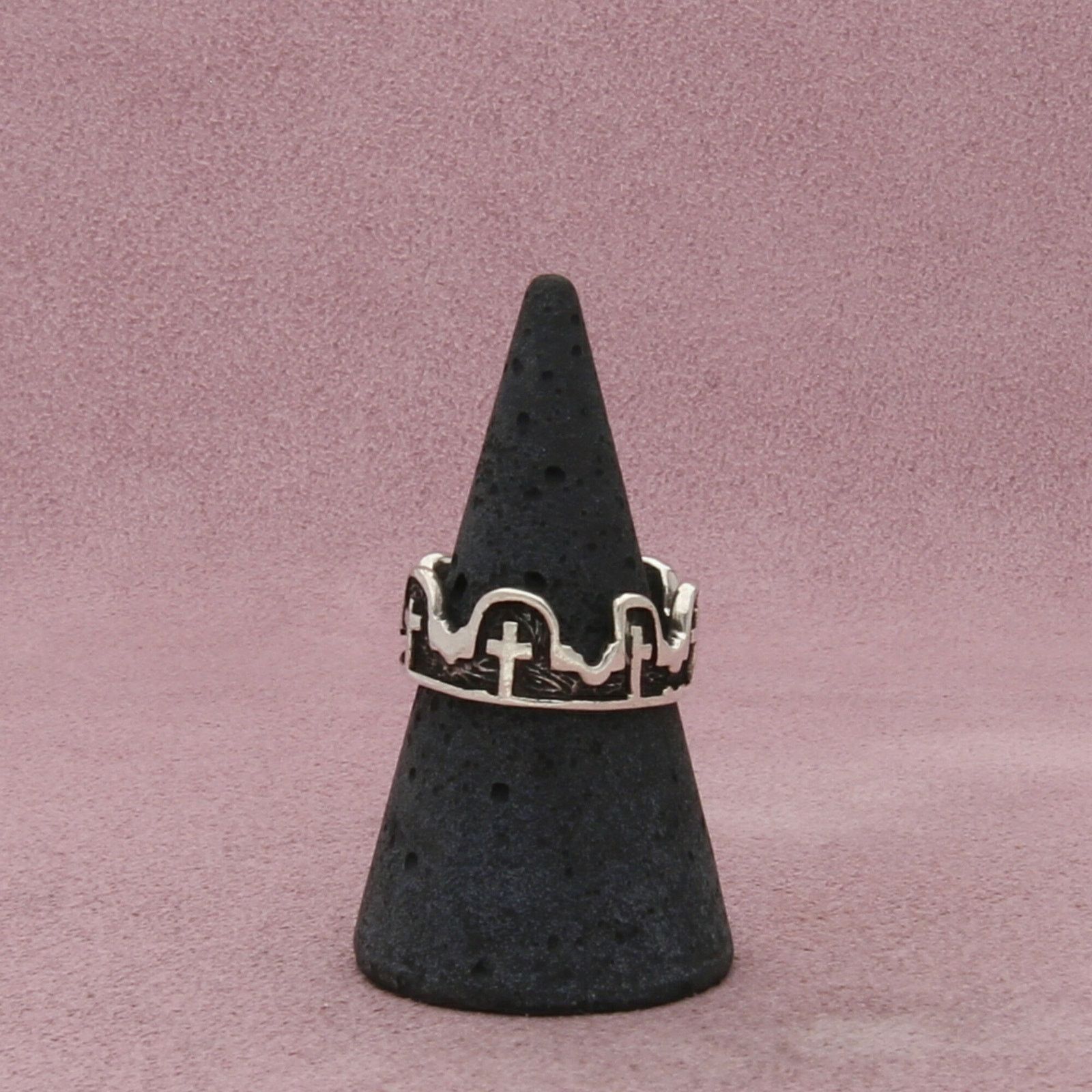 Sterling Silver sterling silver vintage crosses band ring size 7 Size ONE SIZE - 4 Thumbnail
