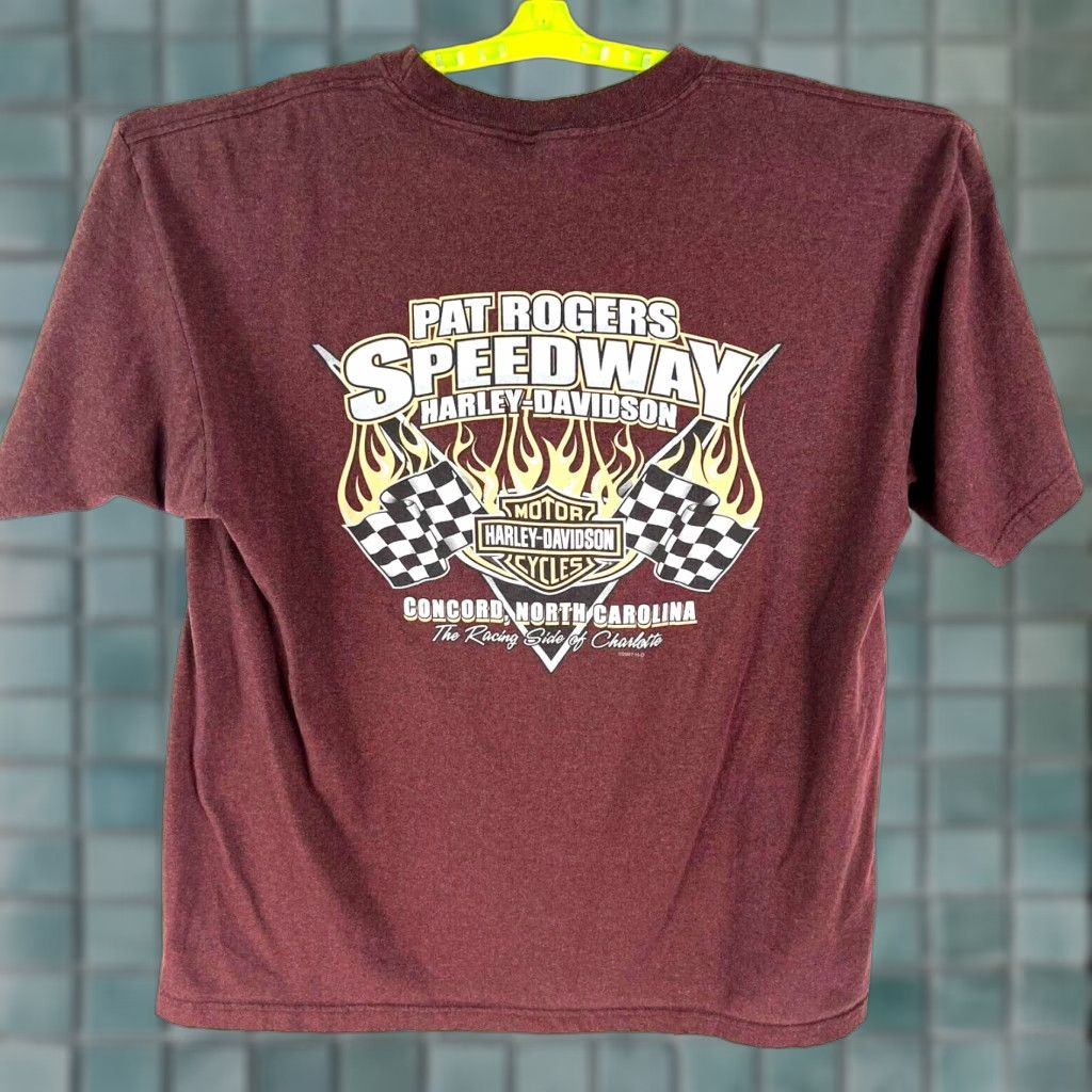 Harley Davidson VINTAGE Harley Davidson T-Shirt Men XL Red Motorcycle 2007 Graphic Logo Plain Casual Size US XL / EU 56 / 4 - 1 Thumbnail