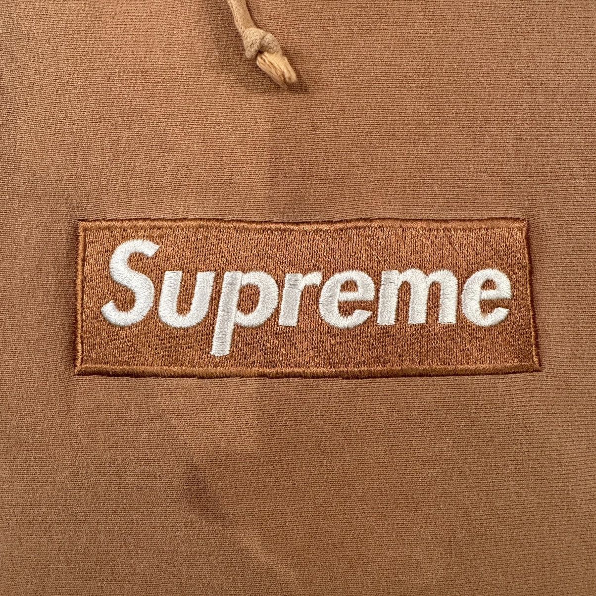 Supreme 2003 Khaki Box Logo Hoodie Size US L / EU 52-54 / 3 - 2 Thumbnail