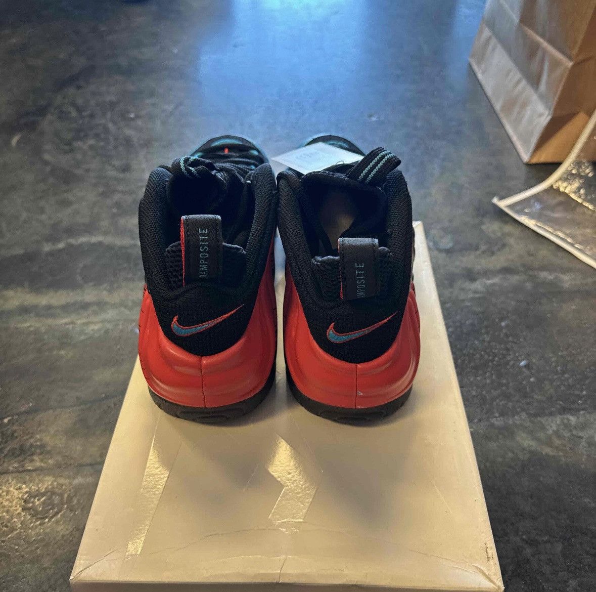 Nike Foamposite Pro Spiderman Size US 10.5 / EU 43-44 - 4 Thumbnail