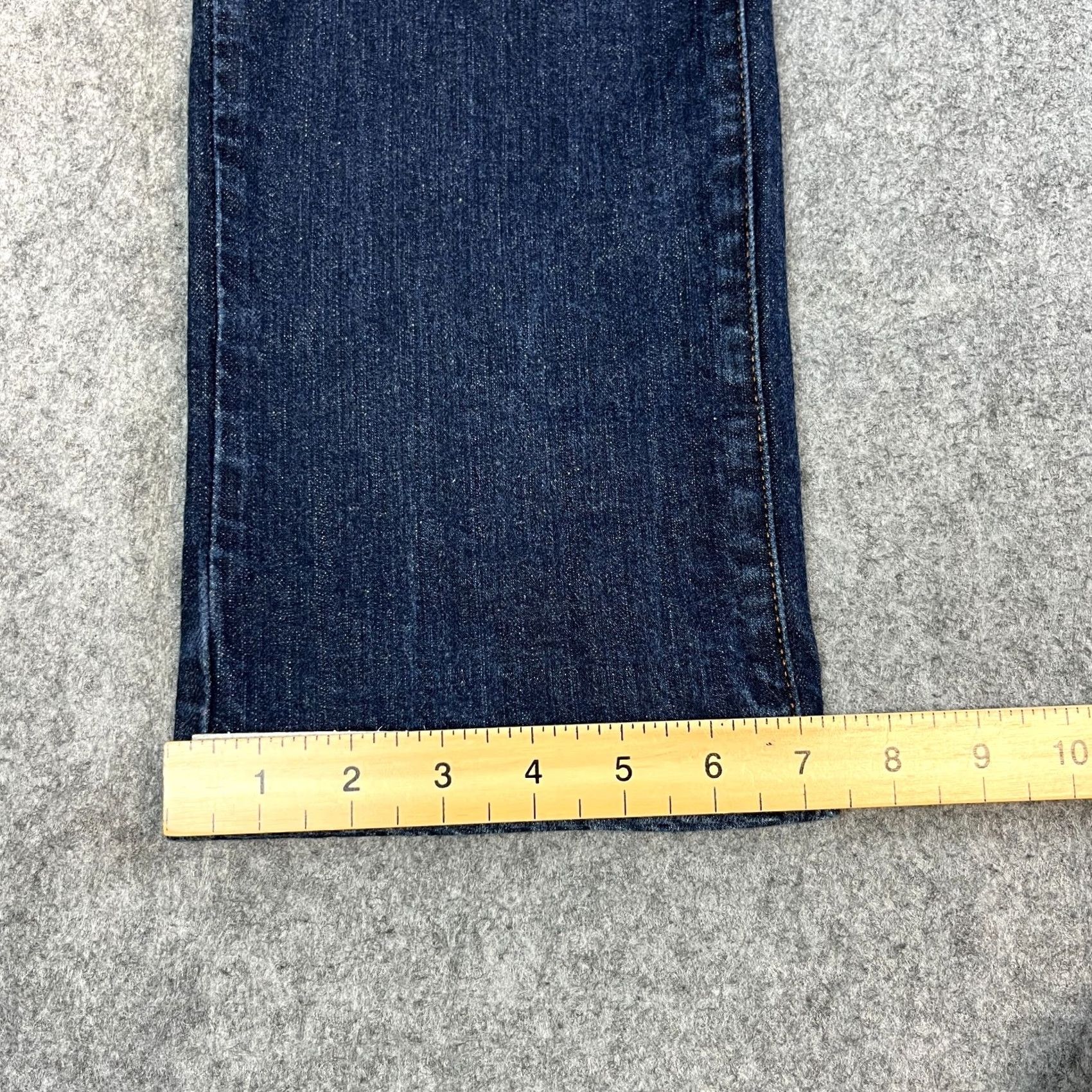 Tommy Hilfiger Tommy Hilfiger Mens Jeans Regular Straight 36 32 Dark Blue Raw Indigo Neppy Denim 5-Pocket Mens Jeans Regular Dark Blue 36 in Waist 32 in Inside Leg Size US 36 / EU 52 - 3 Thumbnail