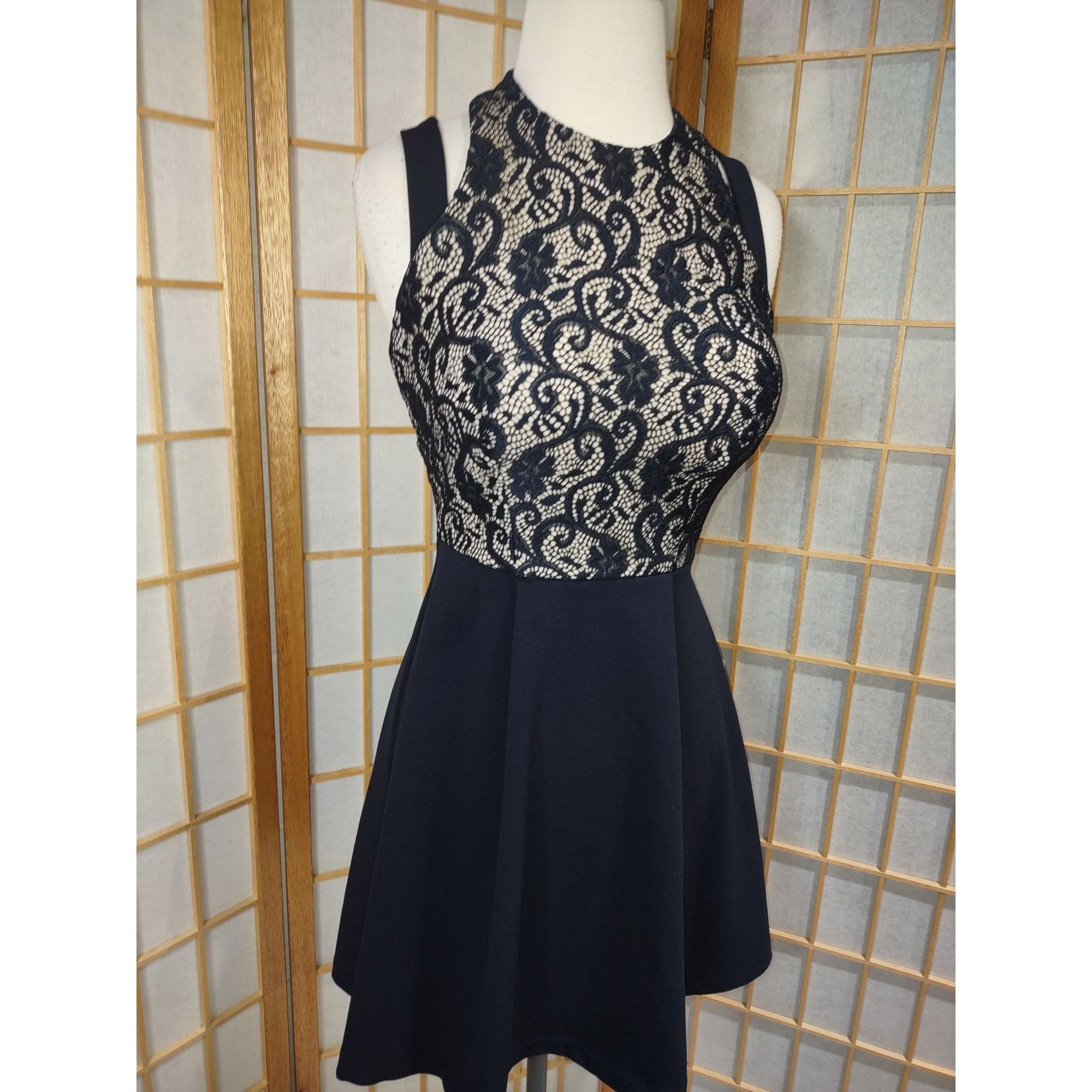Other TeezeMe Sz 1/2 Lace Halter Dress Size XS / US 0-2 / IT 36-38 - 10 Thumbnail