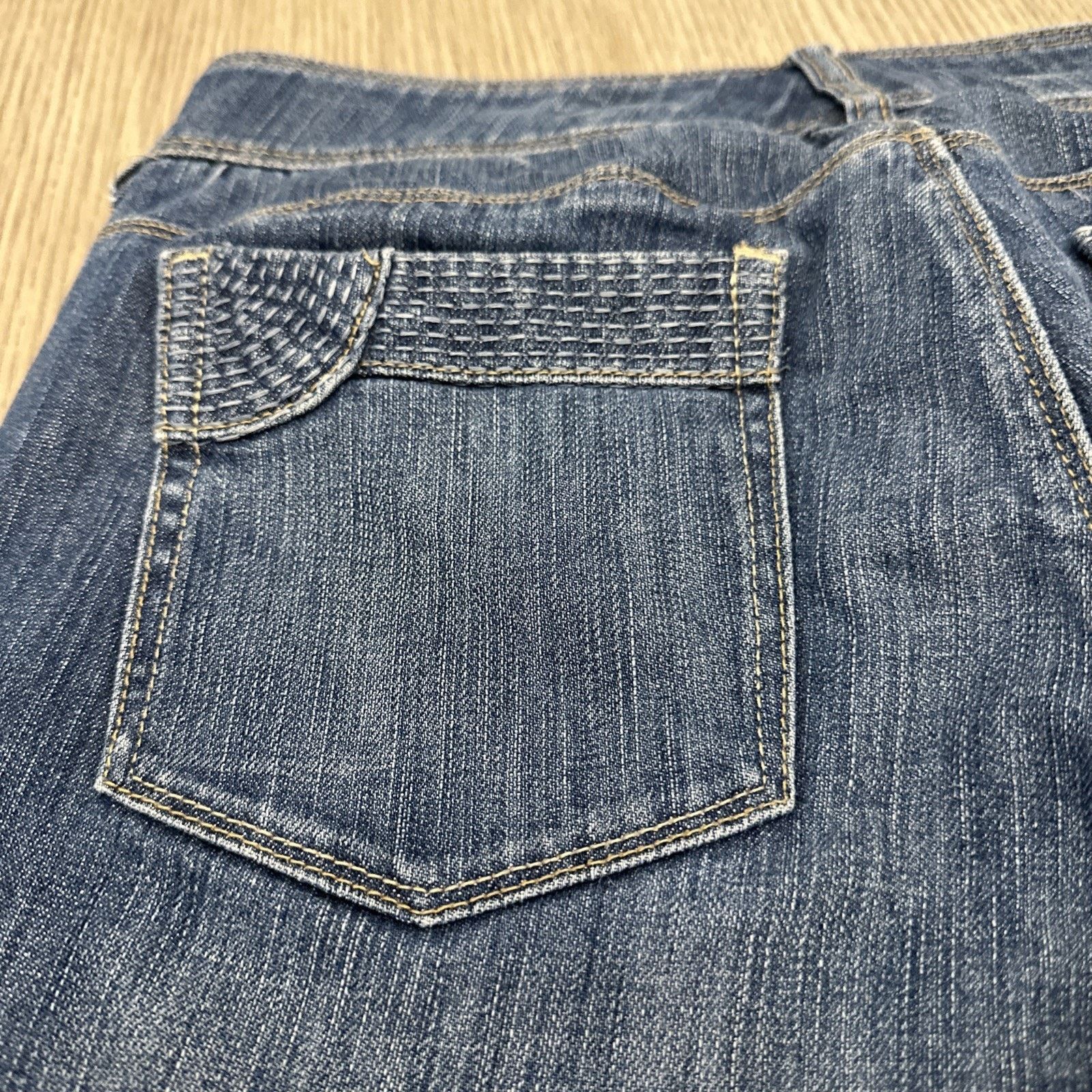 Nordstrom Vintage Y2K Flare Jeans- Embroidery + Low-raise Size 6 S Size 28" / US 6 / IT 42 - 6 Thumbnail