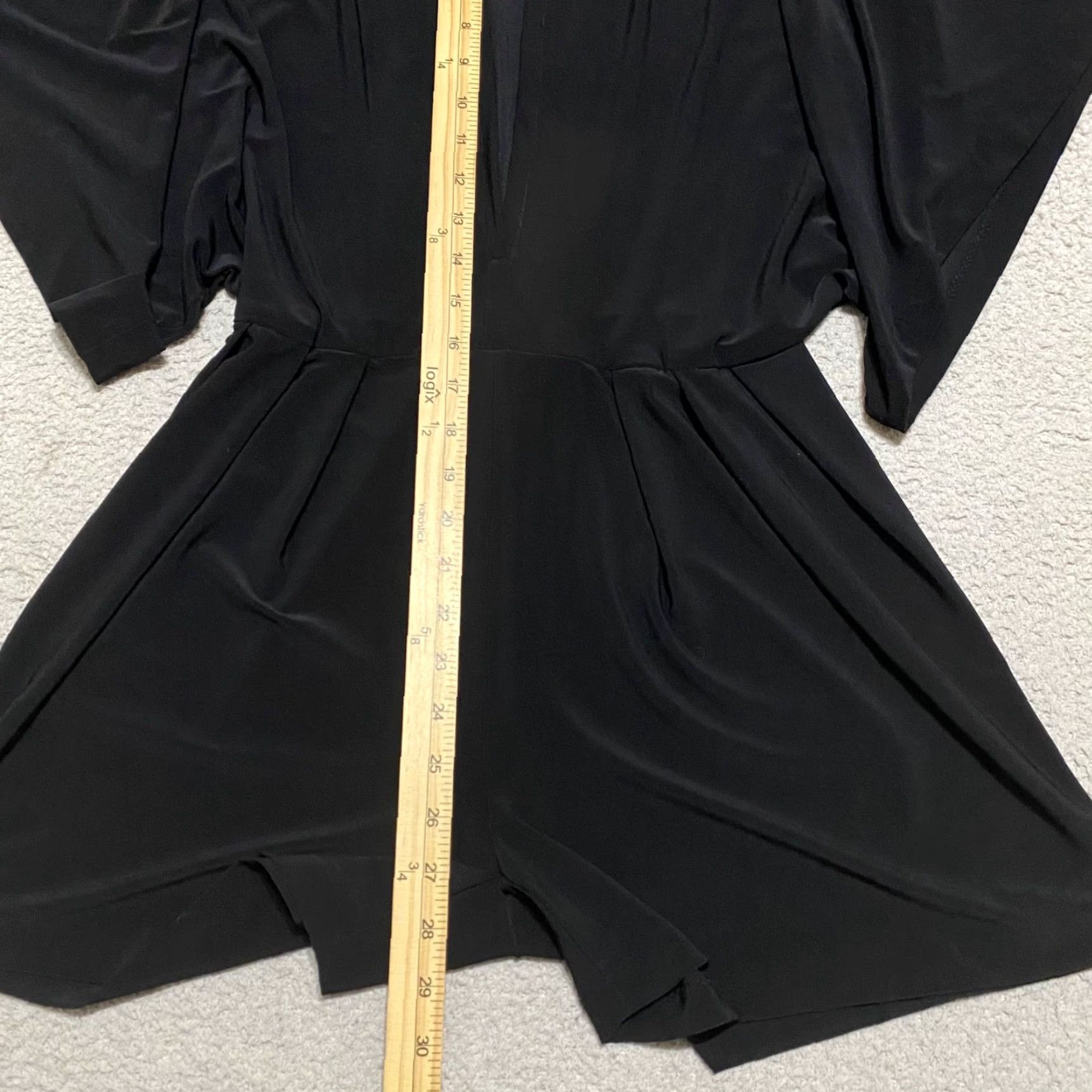 Norma Kamali KAMALI Norma Kamali Romper Shirt Womens Small Black V-Neck Short Sleeve One-Piece Wide-Leg 3 in Inseam Spring Summer Fall Casual Party/Cocktail WAS? Size 28" / US 6 / IT 42 - 7 Thumbnail