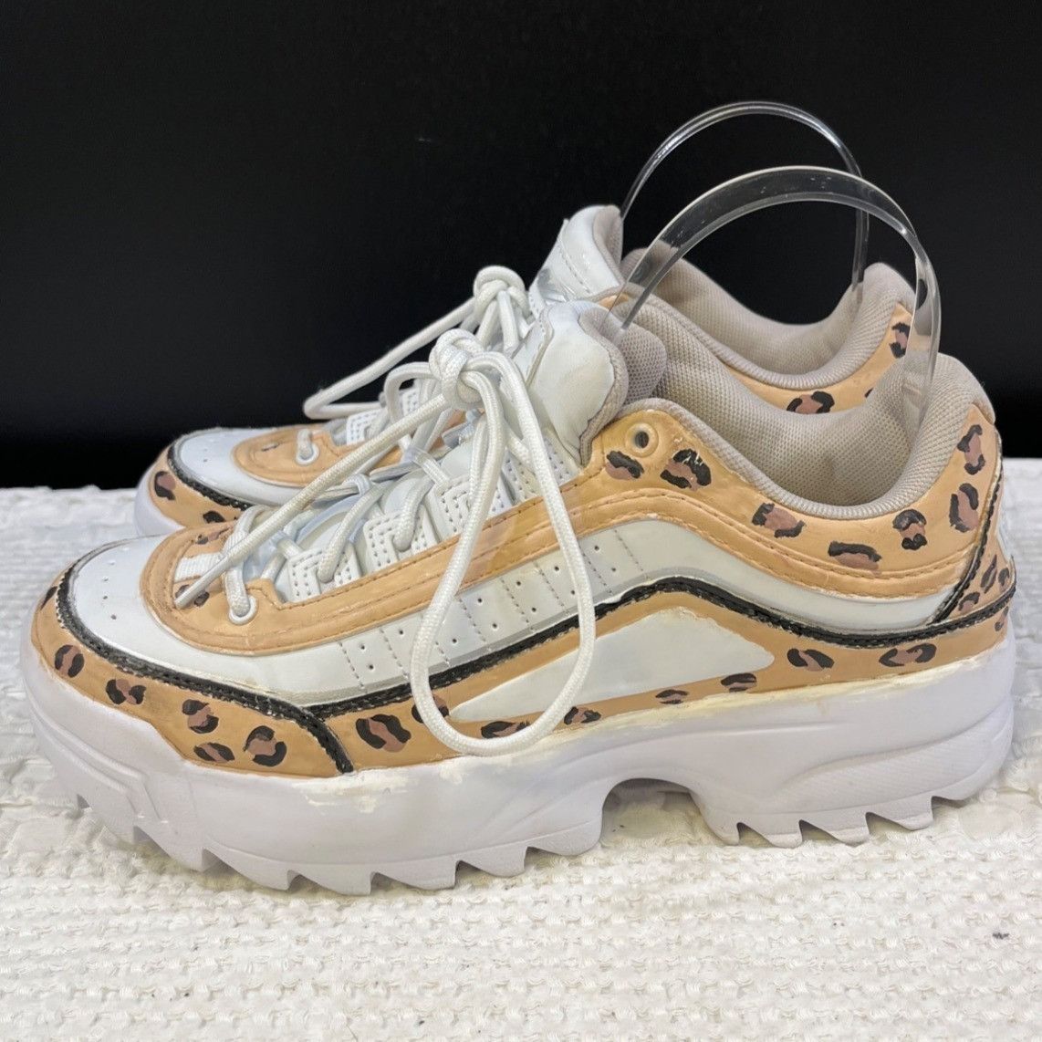 Avia Avia Women's Beige Cheetah Print Shoes/Sneakers Sz 8 SKU 507 Size US 8 / IT 38 - 4 Thumbnail