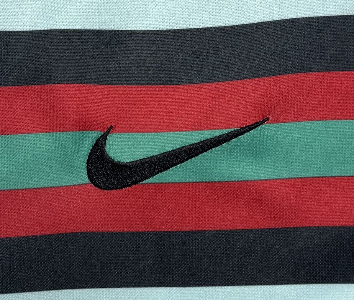 Nike Portugal 2020 2021 Away Football Shirt Soccer Jersey Nike Size US L / EU 52-54 / 3 - 8 Thumbnail