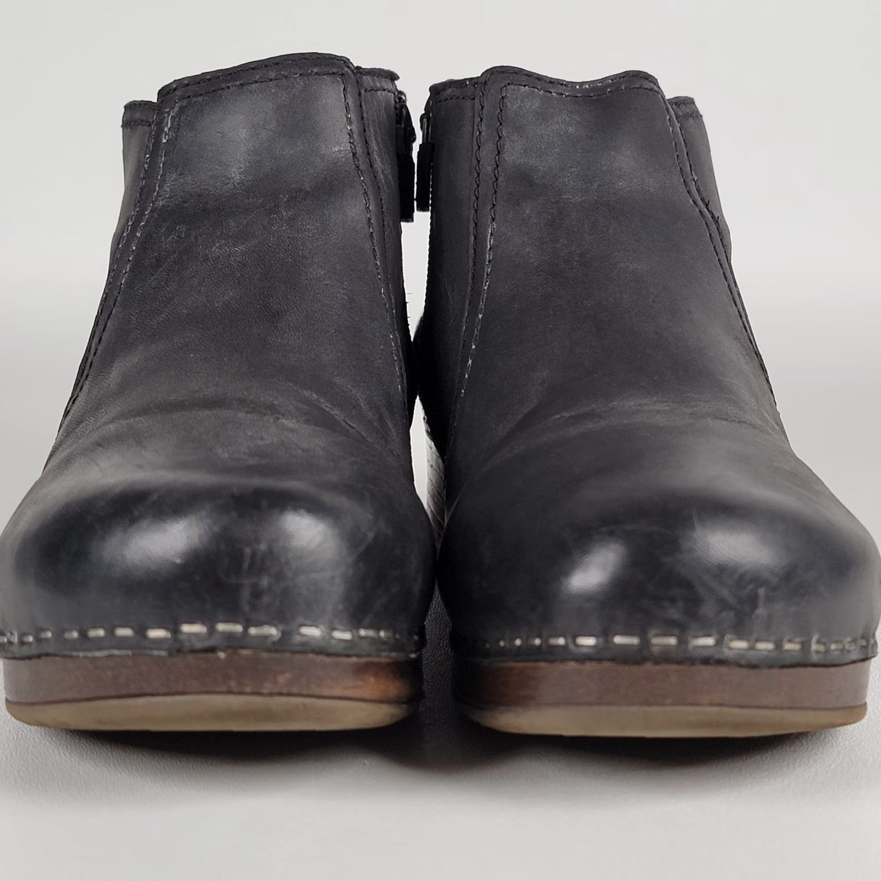 Dansko Dansko Bootie Women Black Nubuck Zip-Up Barbara 37 EU 7 US Boots Mid Heel Block Heel Solid Bohemian City Going Out Fall Winter Spring Size US 7 / IT 37 - 3 Thumbnail