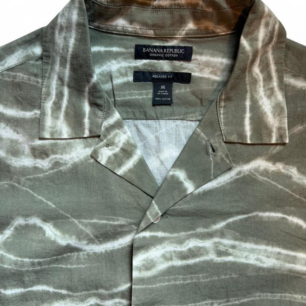 Banana Republic Banana Republic Men's Green and White Shirt Size US M / EU 48-50 / 2 - 2 Thumbnail