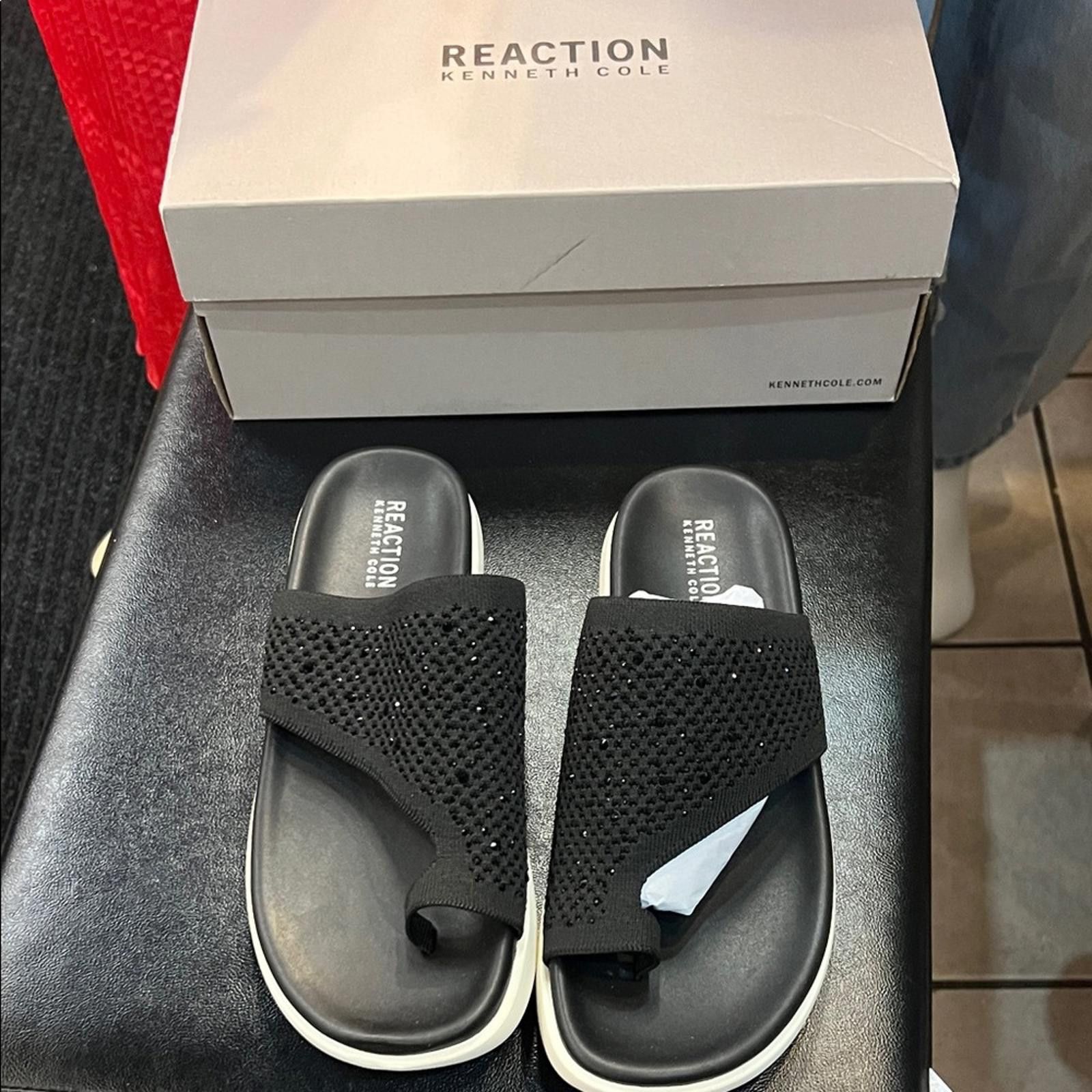 Other Kenneth Cole Reaction Black Perforated Slides Size US 9 / IT 39 - 1 Thumbnail