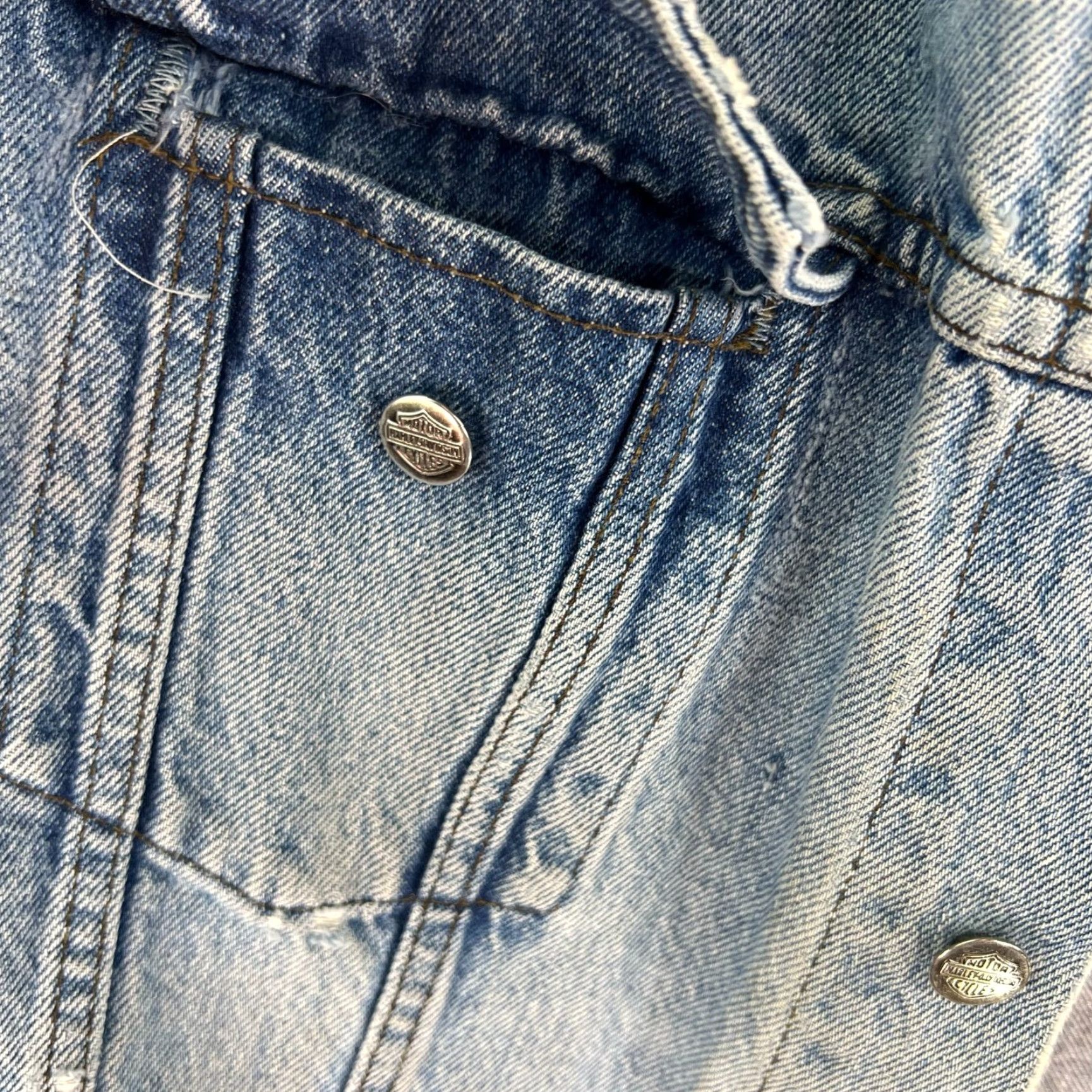 Harley Davidson VINTAGE Harley-Davidson Distressed Jean Jacket Biker Men’s Size XL Blue Classic Motorcycle Size US 36 / EU 52 - 7 Thumbnail