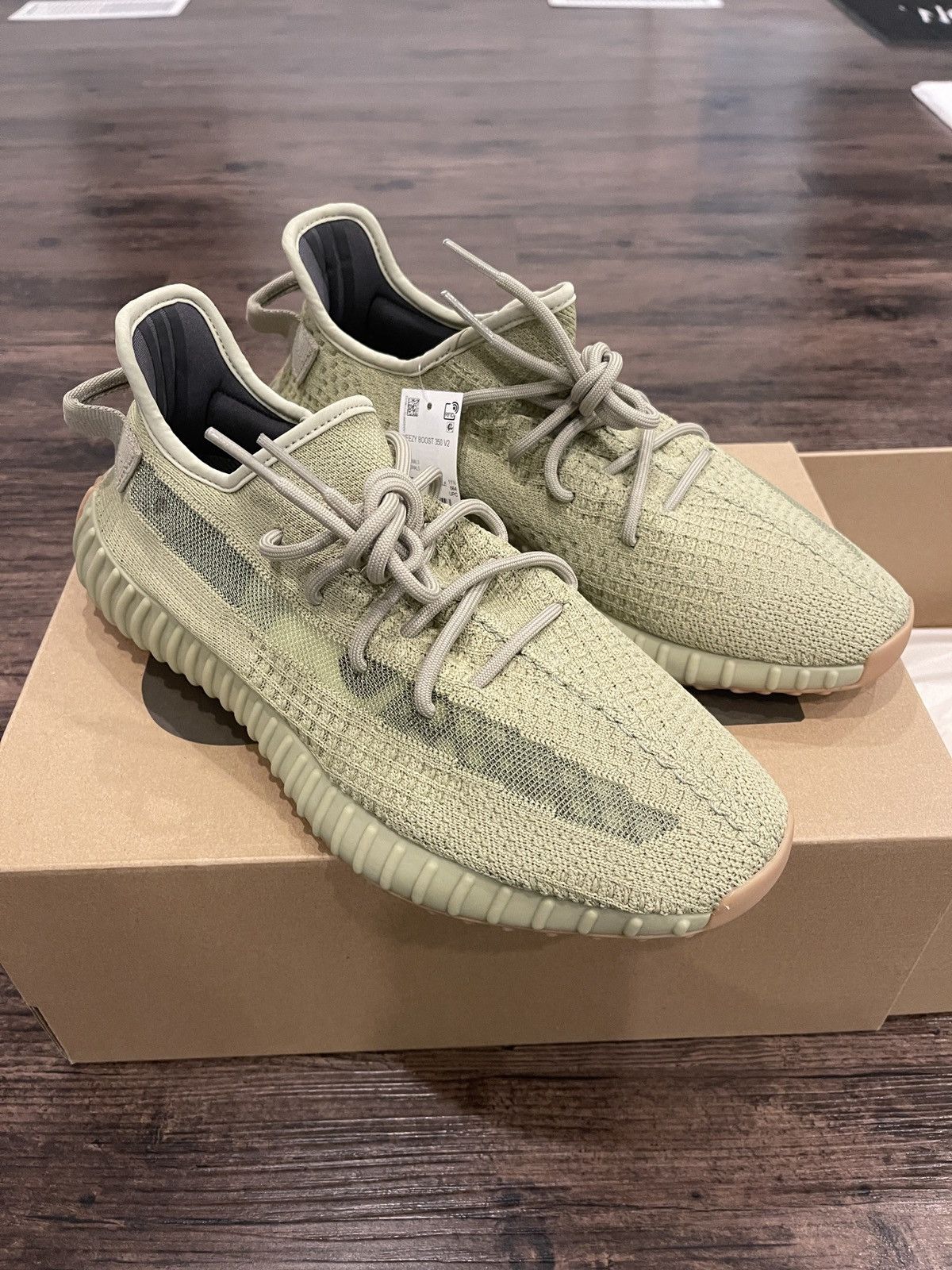 Yeezy Yeezy 350 V2 Sulfur size 12 Size US 12 / EU 45 - 1 Thumbnail