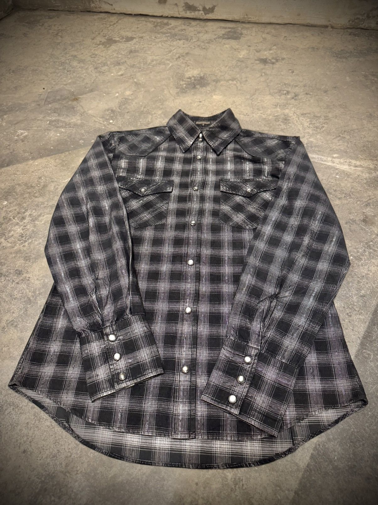 5351 POUR LES HOMMES Rare 5321 Pour Les Hommes Plaid Flannel Button Ups Size US L / EU 52-54 / 3 - 3 Thumbnail