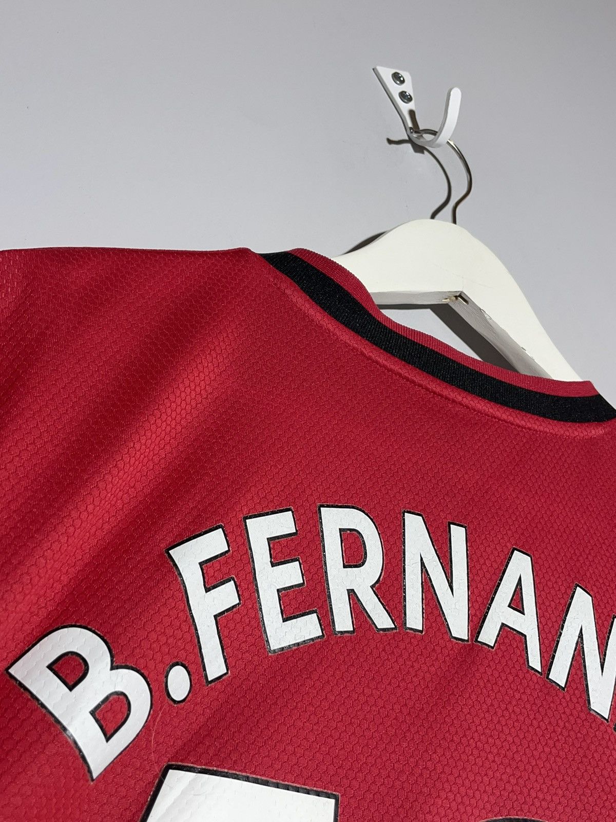 Adidas #18 Fernandes Manchester United Adidas 2019/20 Home Jersey Size US XXL / EU 58 / 5 - 15 Thumbnail