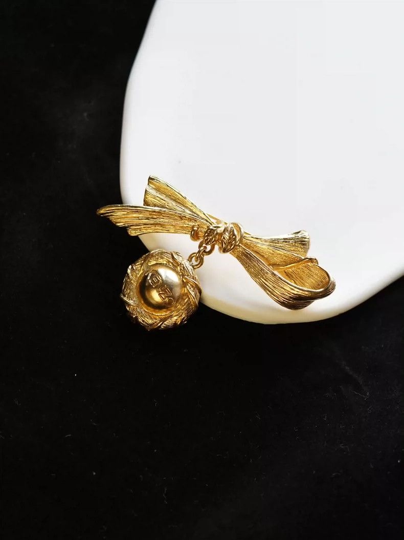 Kenzo KENZO Gold wire butterfly knot tassel brooch with molten r Size ONE SIZE - 4 Thumbnail