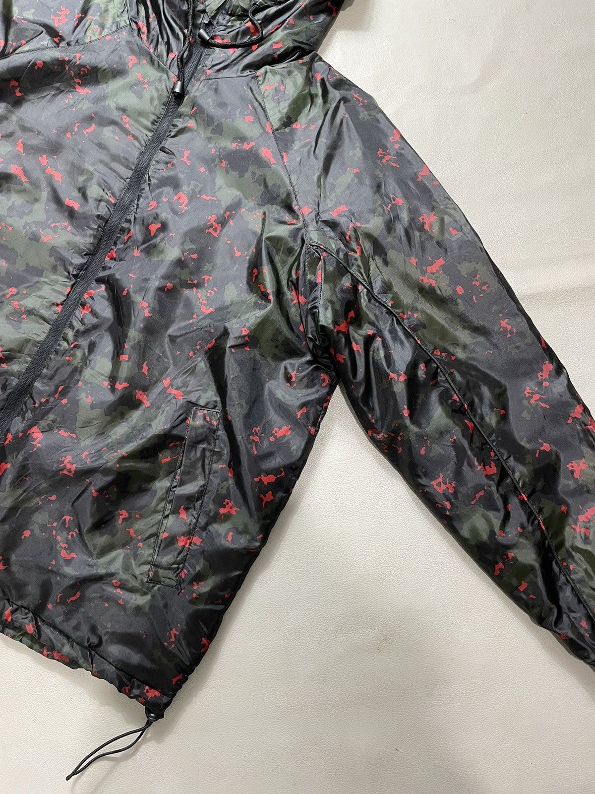 Japanese Brand Workwear Camoflage mask hoodie Jacket Size US L / EU 52-54 / 3 - 7 Thumbnail
