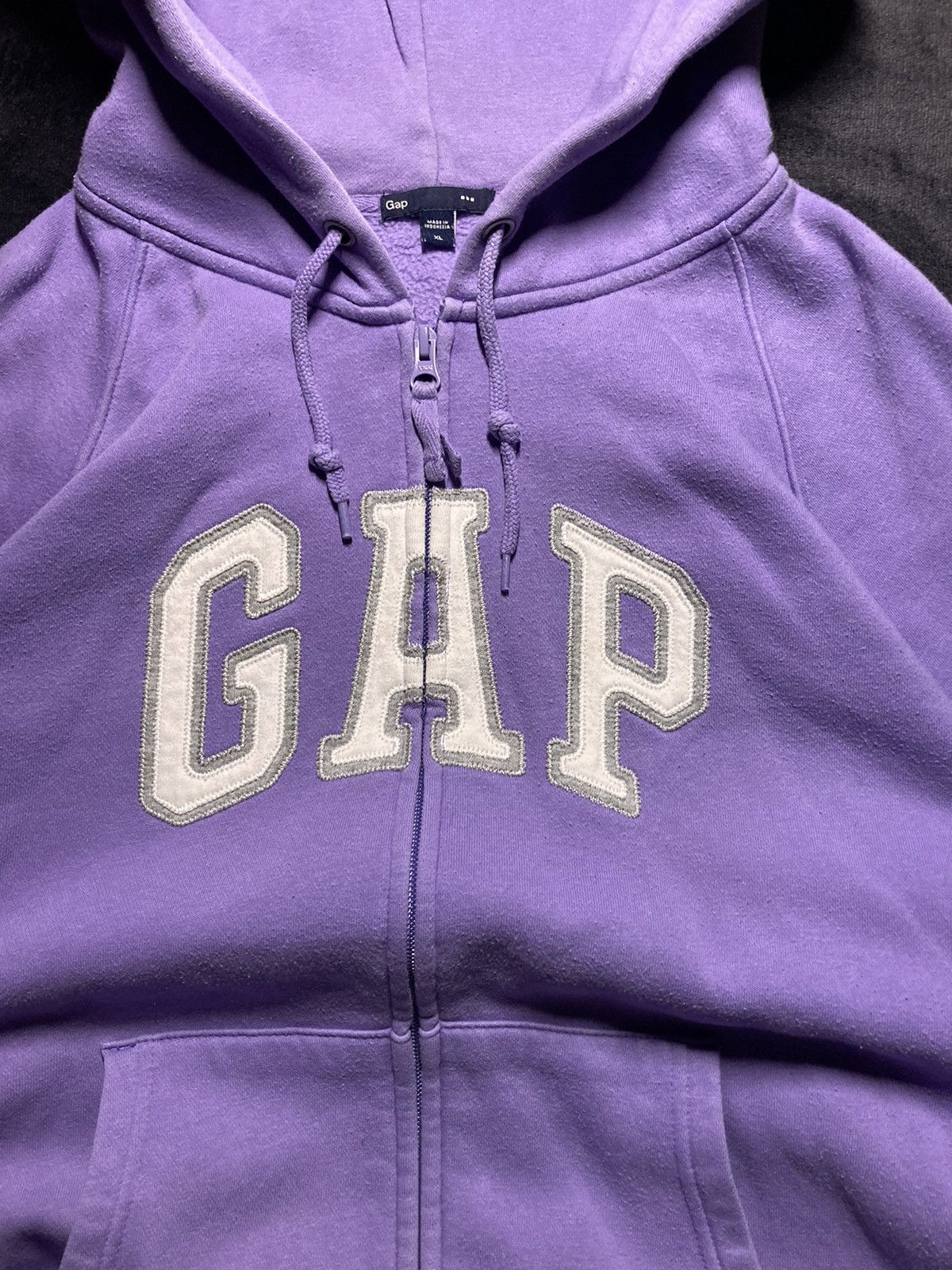 Gap × Vintage ⛩️ Gap Vintage Purple center logo Hoodie Y2K style baggy 90s Size US S / EU 44-46 / 1 - 3 Thumbnail