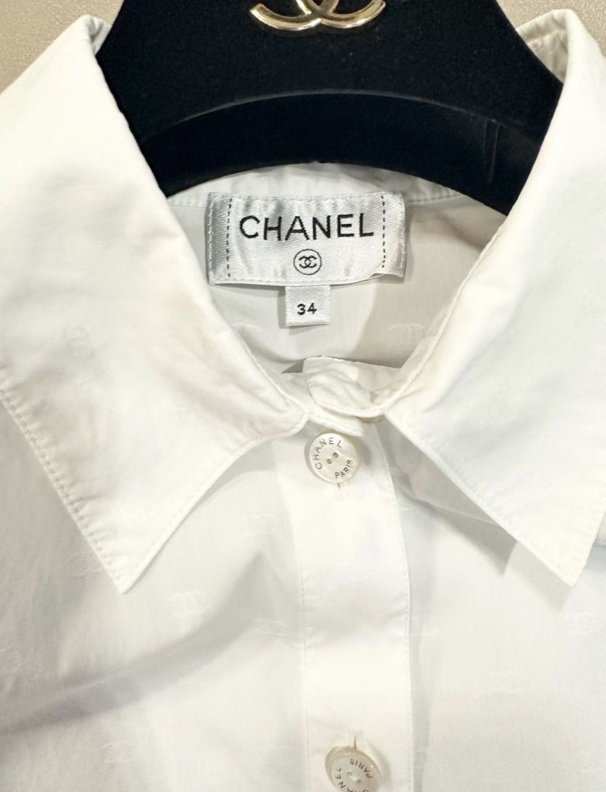 Chanel Chanel 21B Classic White Puff Sleeve Shirt J33 Size XXS / US 00 / IT 34 - 5 Thumbnail