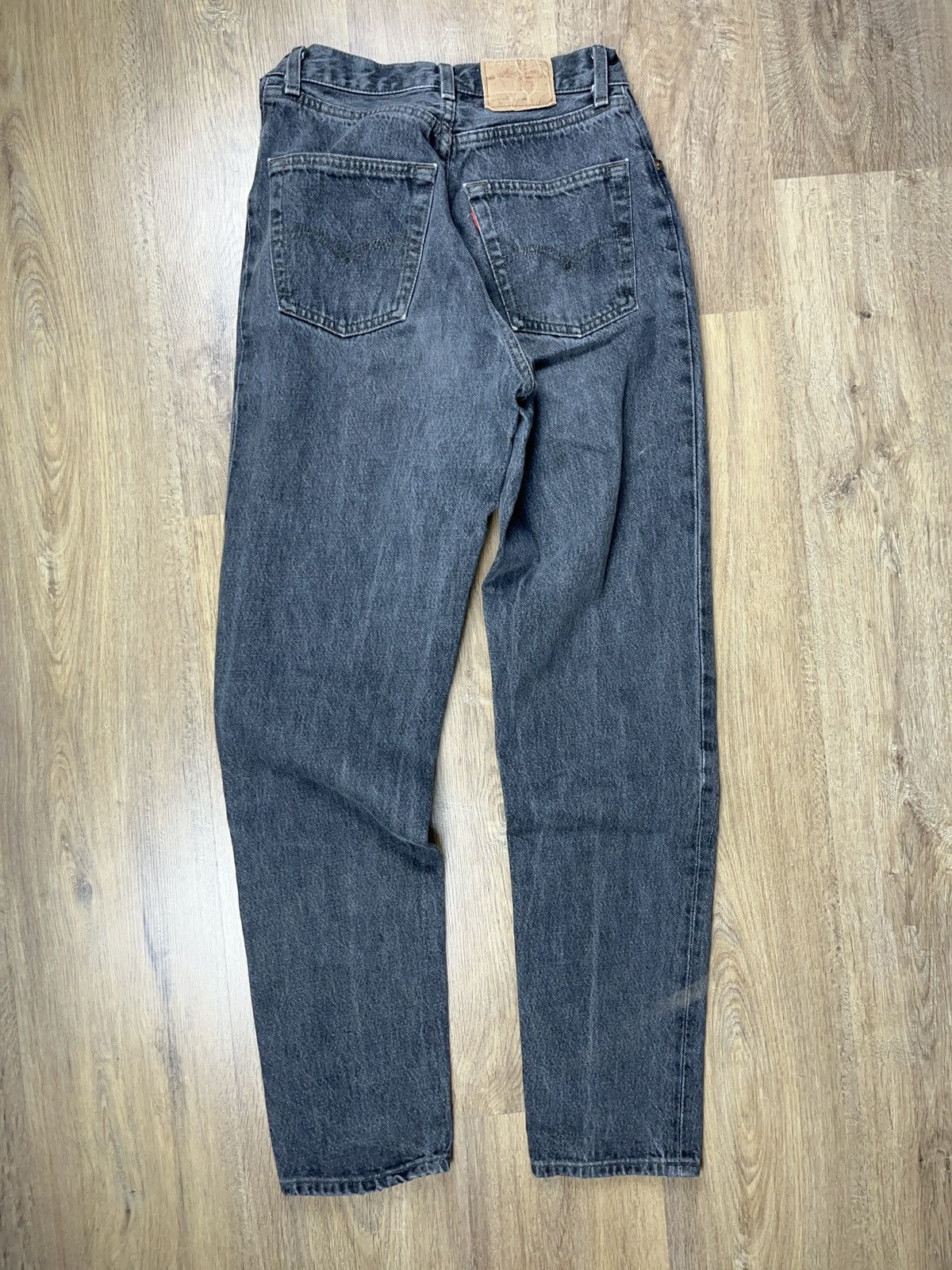 Levi's × Levi's Vintage Clothing × Vintage ➕Levi’s 901 80s vintage gray sunfade loose fit jeans Size 26" / US 2 / IT 38 - 2 Thumbnail