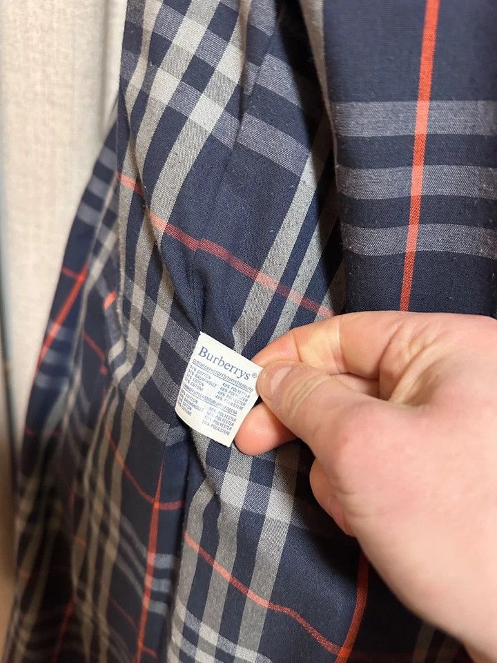 Burberry Burberry Double Breasted Novacheck Navy Trench Coat 164cm Size XL / US 12-14 / IT 48-50 - 9 Thumbnail