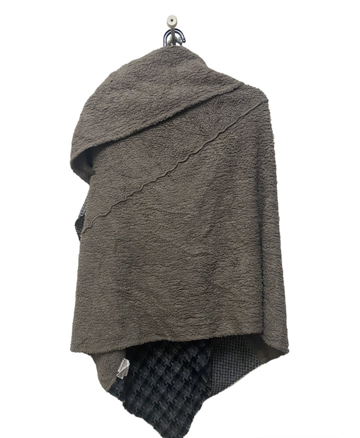 Japanese Brand TROIS AMIS UNIQUE SCARF/CLOAKS Size ONE SIZE - 2 Thumbnail