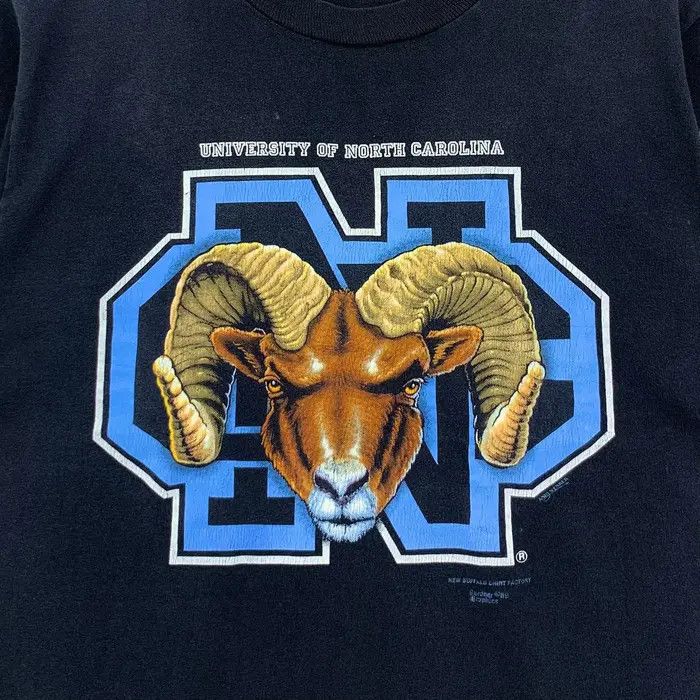 Vintage Vintage 1989 UNIVERSITY OF NORTH CAROLINA Tee Shirt Size S / US 4 / IT 40 - 3 Thumbnail
