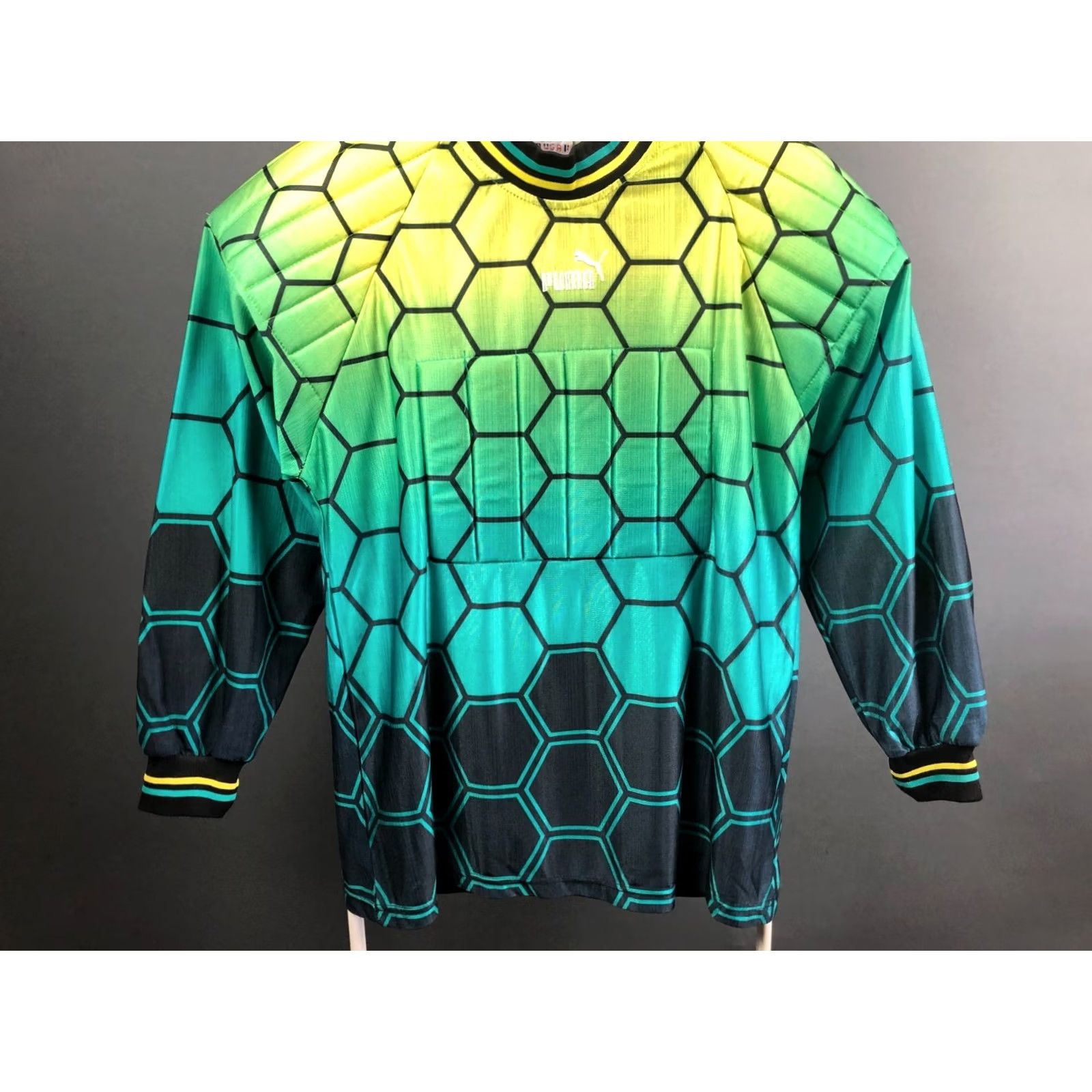 Puma PUMA Men's Goalkeeper Football Jersey Size XXL Multicolor Polyester Patterned Art Geometric Jersey Long Sleeve Collared Regular Fit Sports Breathable Size US XXL / EU 58 / 5 - 5 Thumbnail