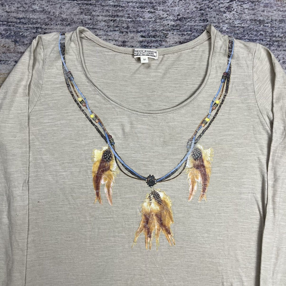 Le Grande Bleu (L.G.B.) Topvalu necklace feather graphic long sleeve tee vkei style Size US S / EU 44-46 / 1 - 2 Thumbnail