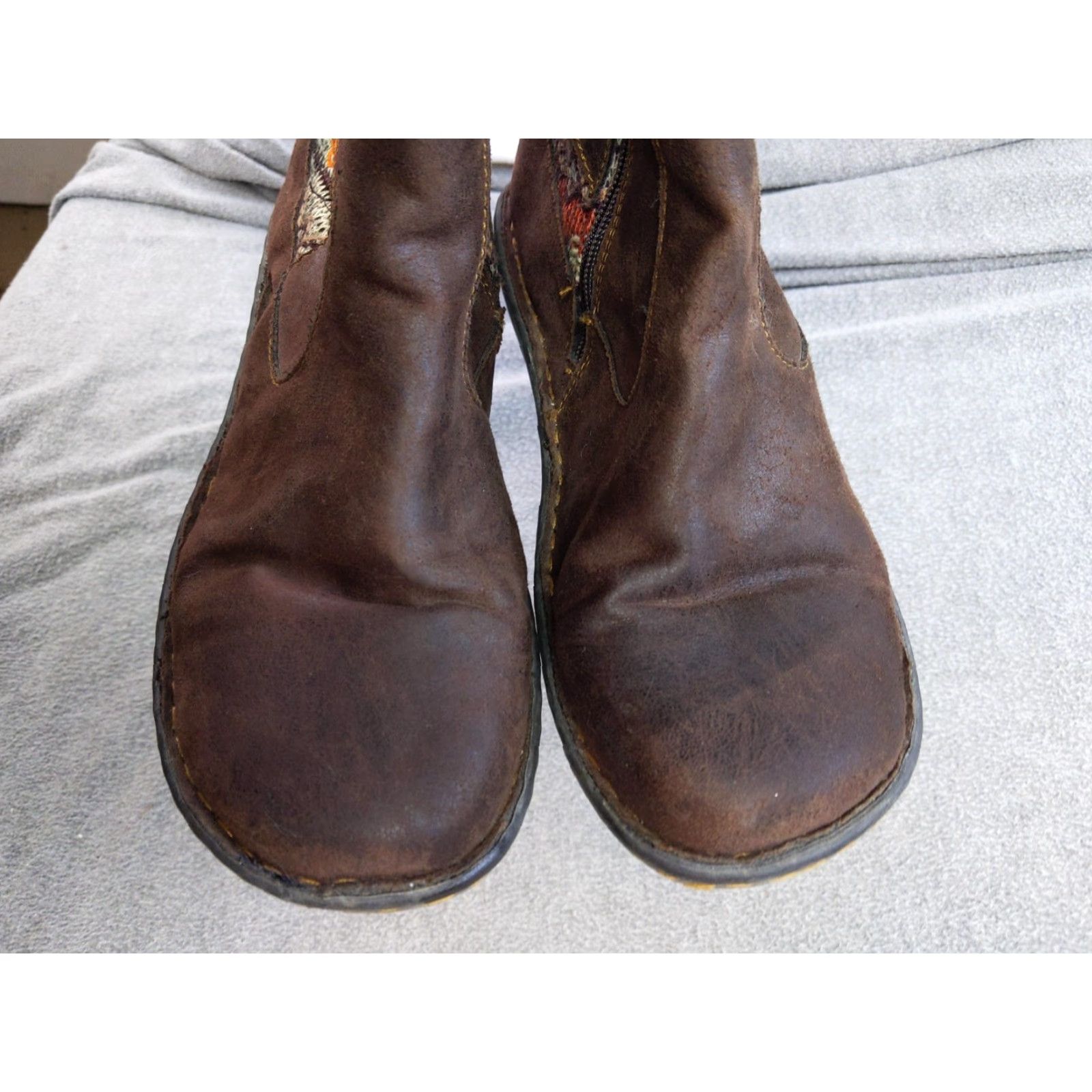 Vintage Børn Boots Women Brown Patterned Wool Knit Buckle Zip Casual Comfort 9.5 M Size US 10 / IT 40 - 6 Thumbnail