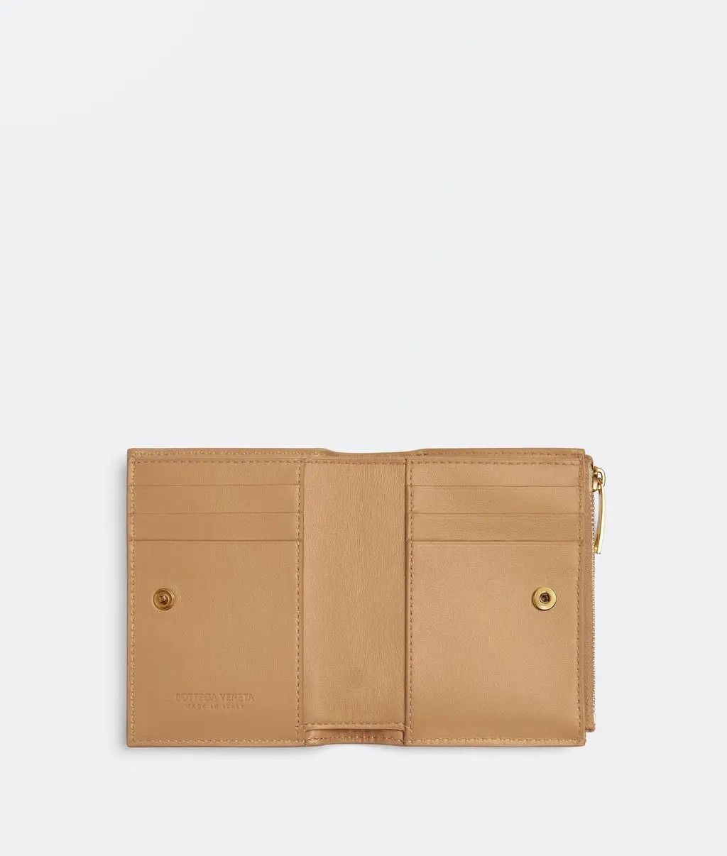 Bottega Veneta o1n1vont0525 Size: OS / Small Cassette Bi-Fold Zip Wallet Size ONE SIZE - 2 Thumbnail