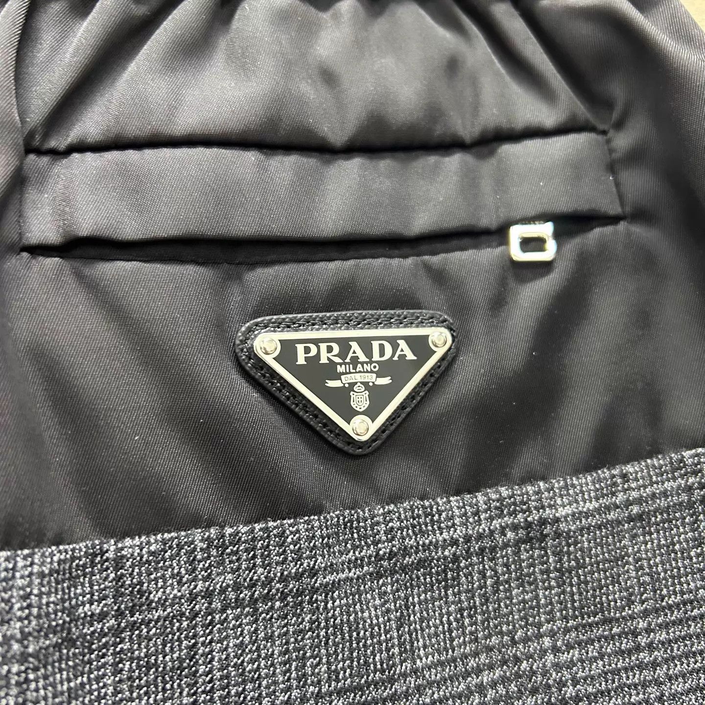 Prada Prada Wool Check Pocket Triangular Logo Short 99 New Size 40 Size 27" / US 4 / IT 40 - 3 Thumbnail