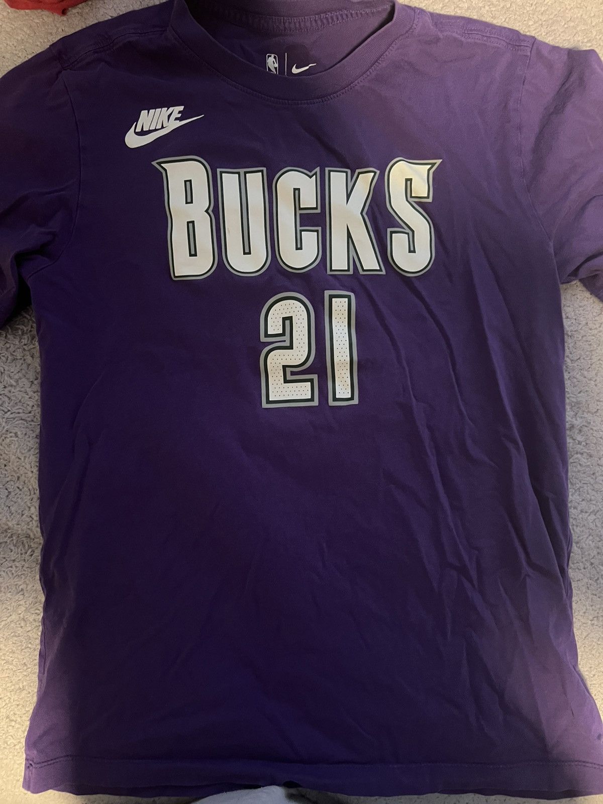 Nike Holiday nike bucks tee Size US M / EU 48-50 / 2 - 1 Thumbnail